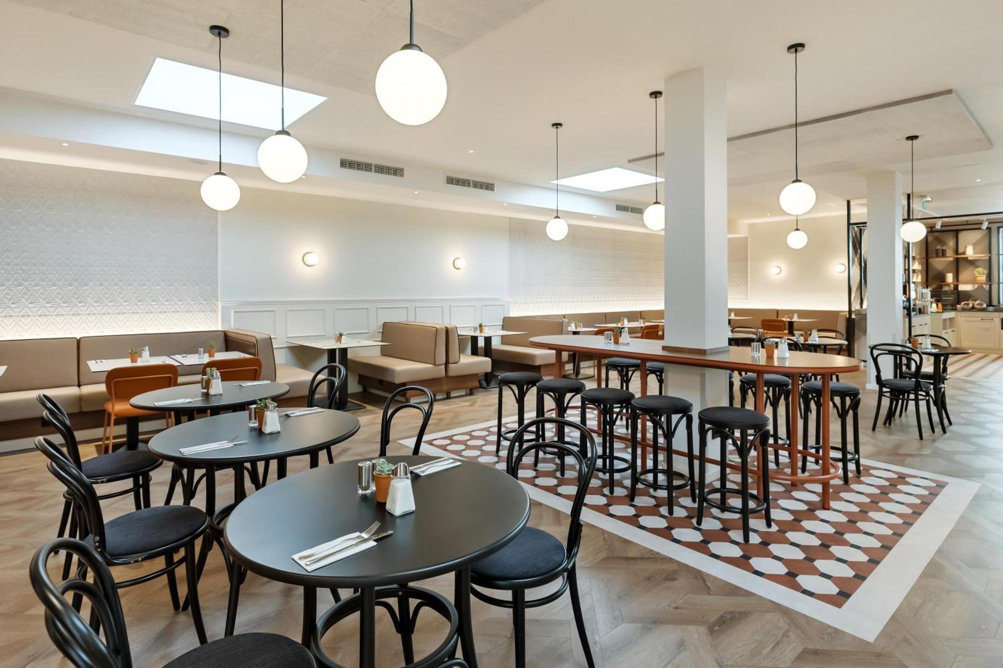 Austria Trend Anatol Hotel 4*