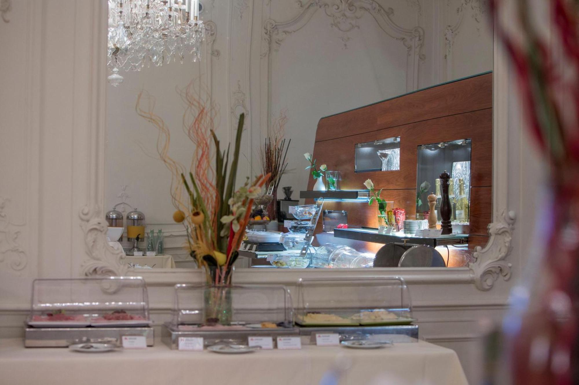 Austria Trend Schloss Wilhelminenberg Hotel