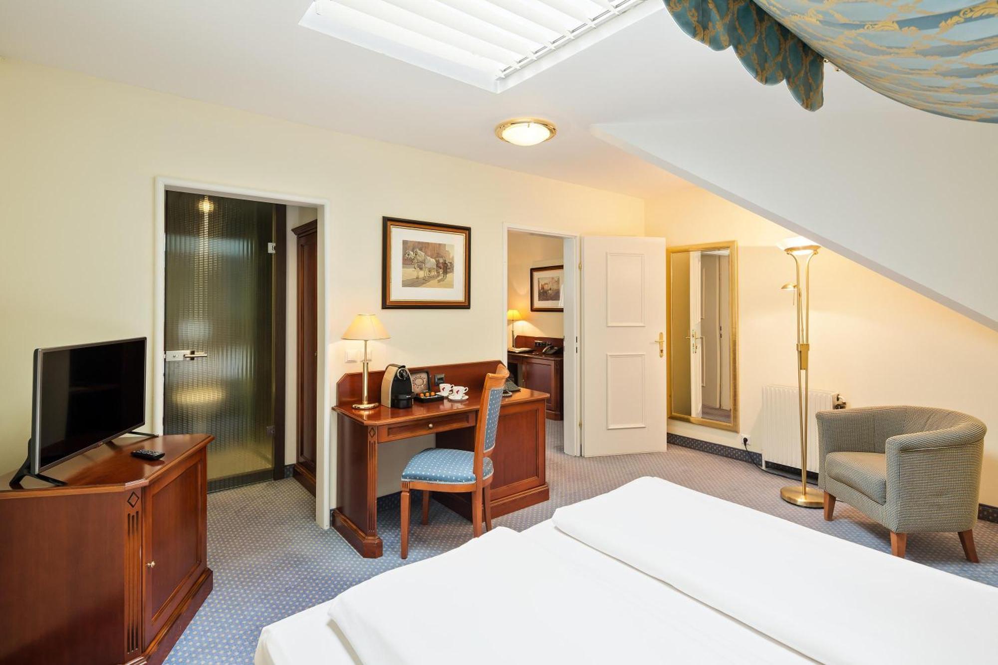Austria Trend Schloss Wilhelminenberg Hotel