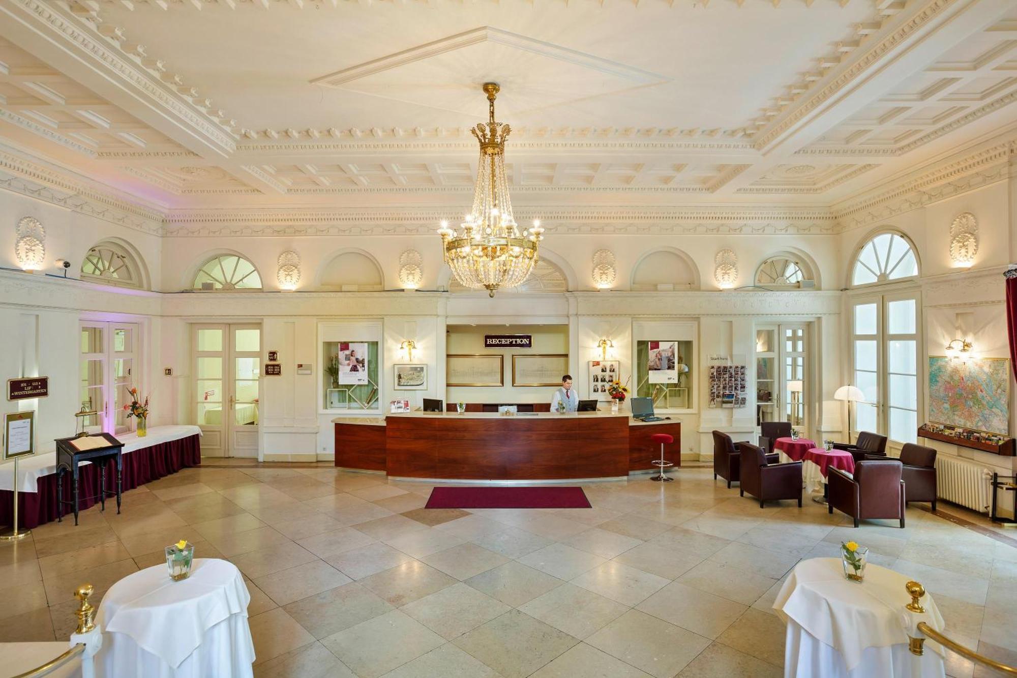 Austria Trend Schloss Wilhelminenberg 4*