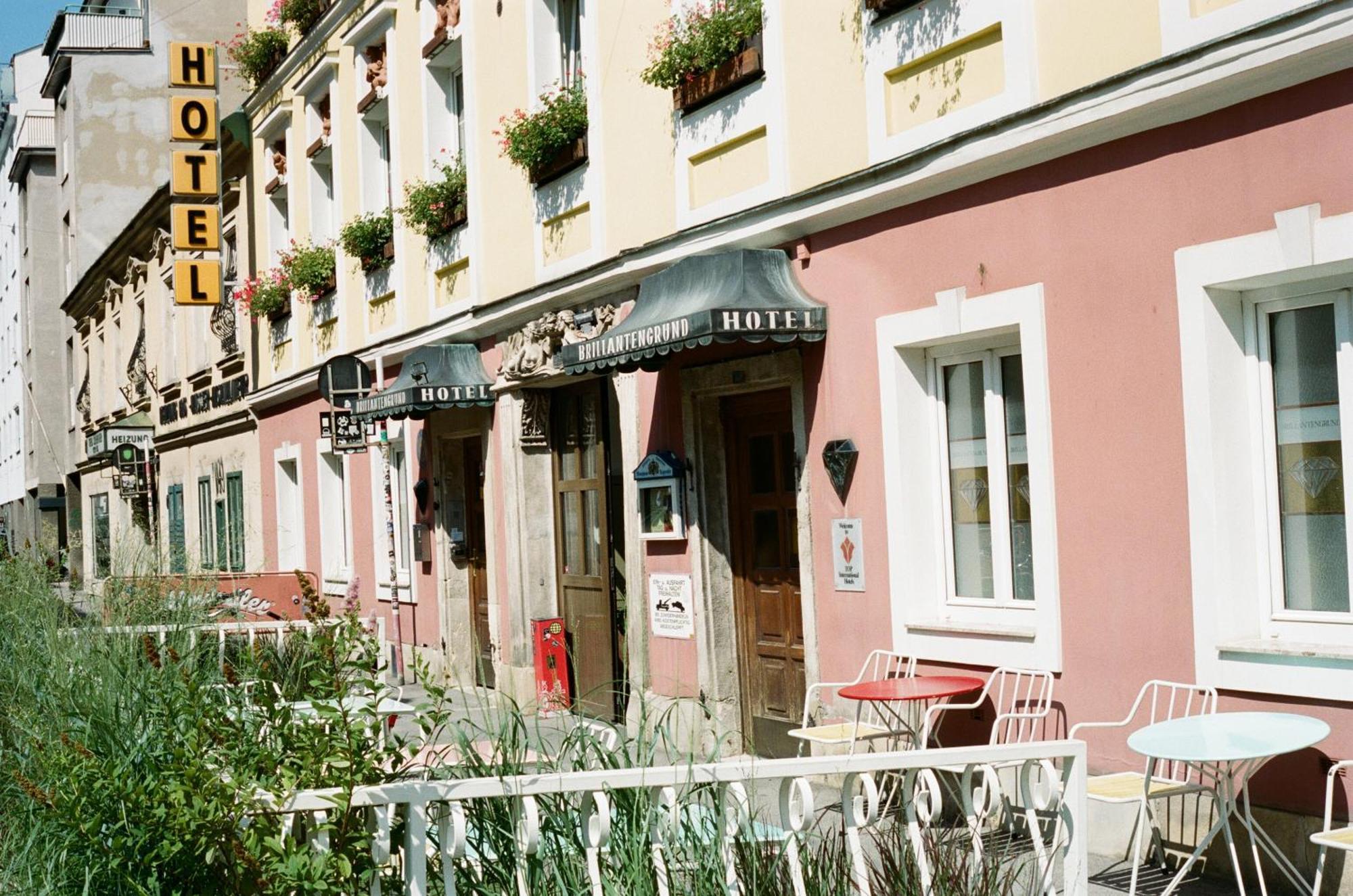 Am Brillantengrund Hotel 3*