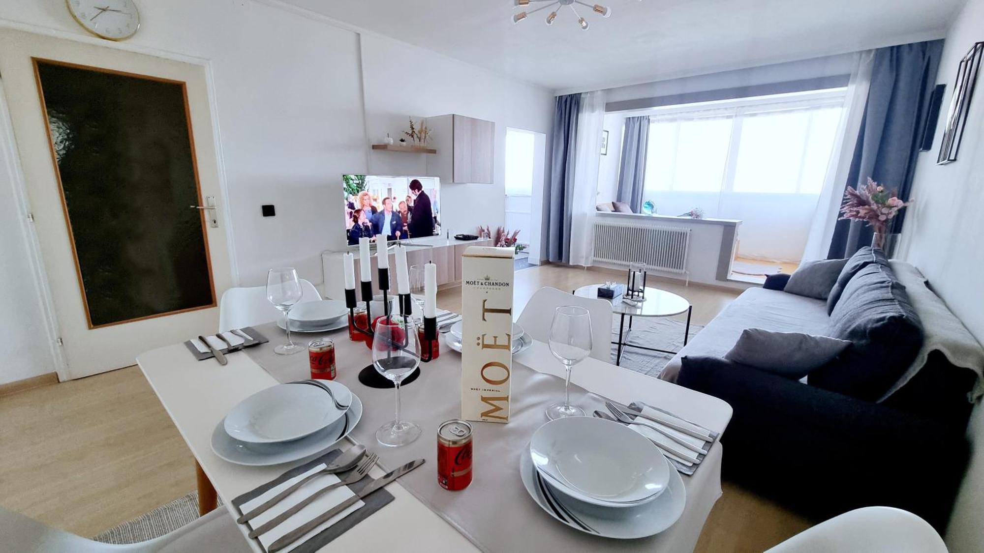 Apartment Smart-schoen-guenstig,naehe U1 & Park And Ride ! Vienna