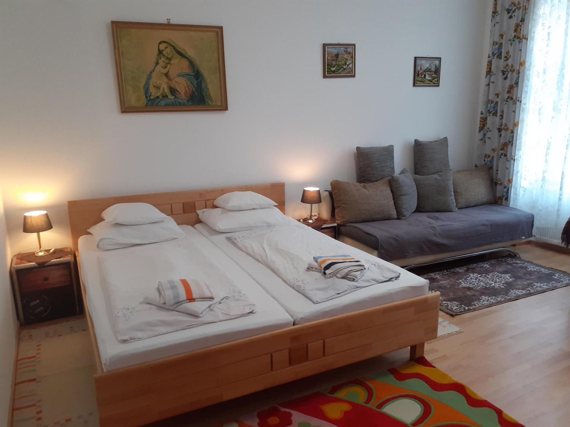 Gasthof Happyhostel *