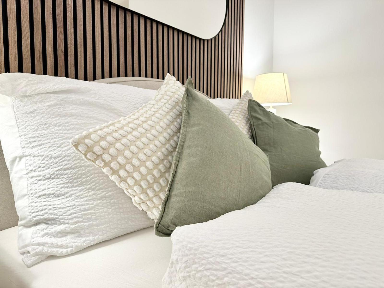 Stylish - 3 Min To U1 Kagraner Platz Vienna
