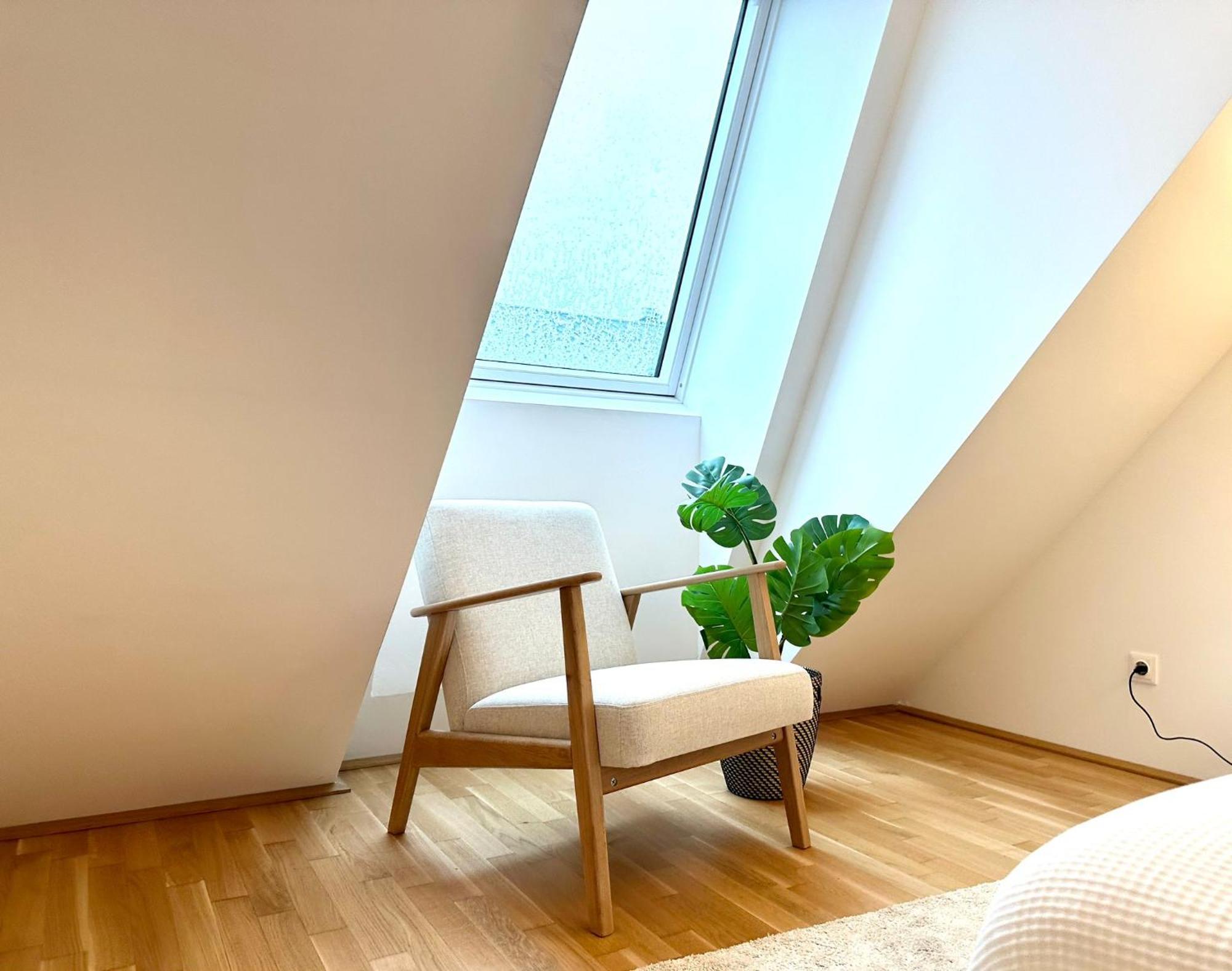 Stylish - 3 Min To U1 Kagraner Platz *