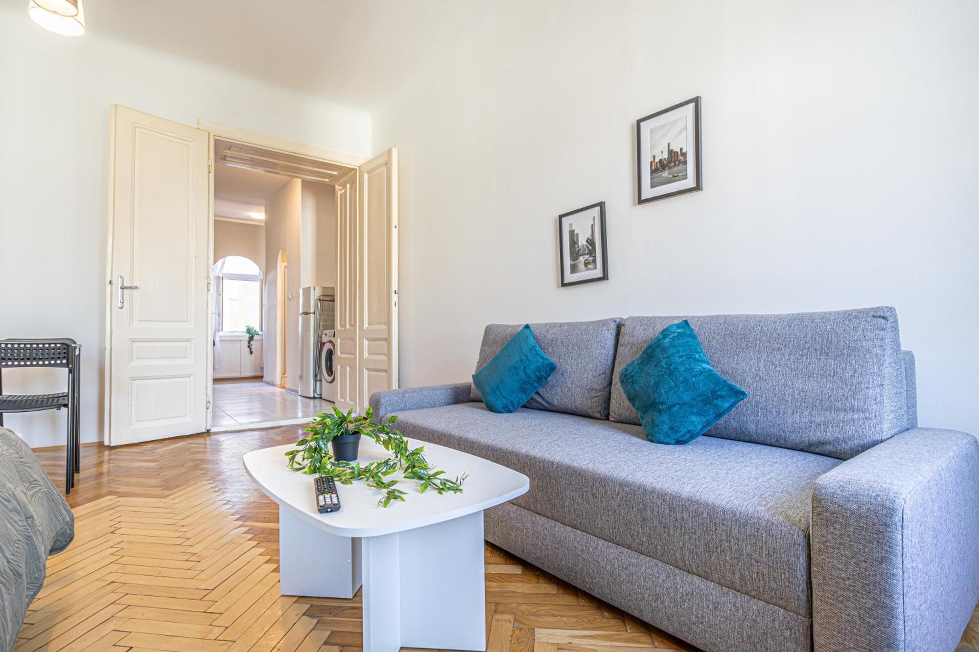 Apartment Comfortable 2br In Vienna, Prime Location Vienna