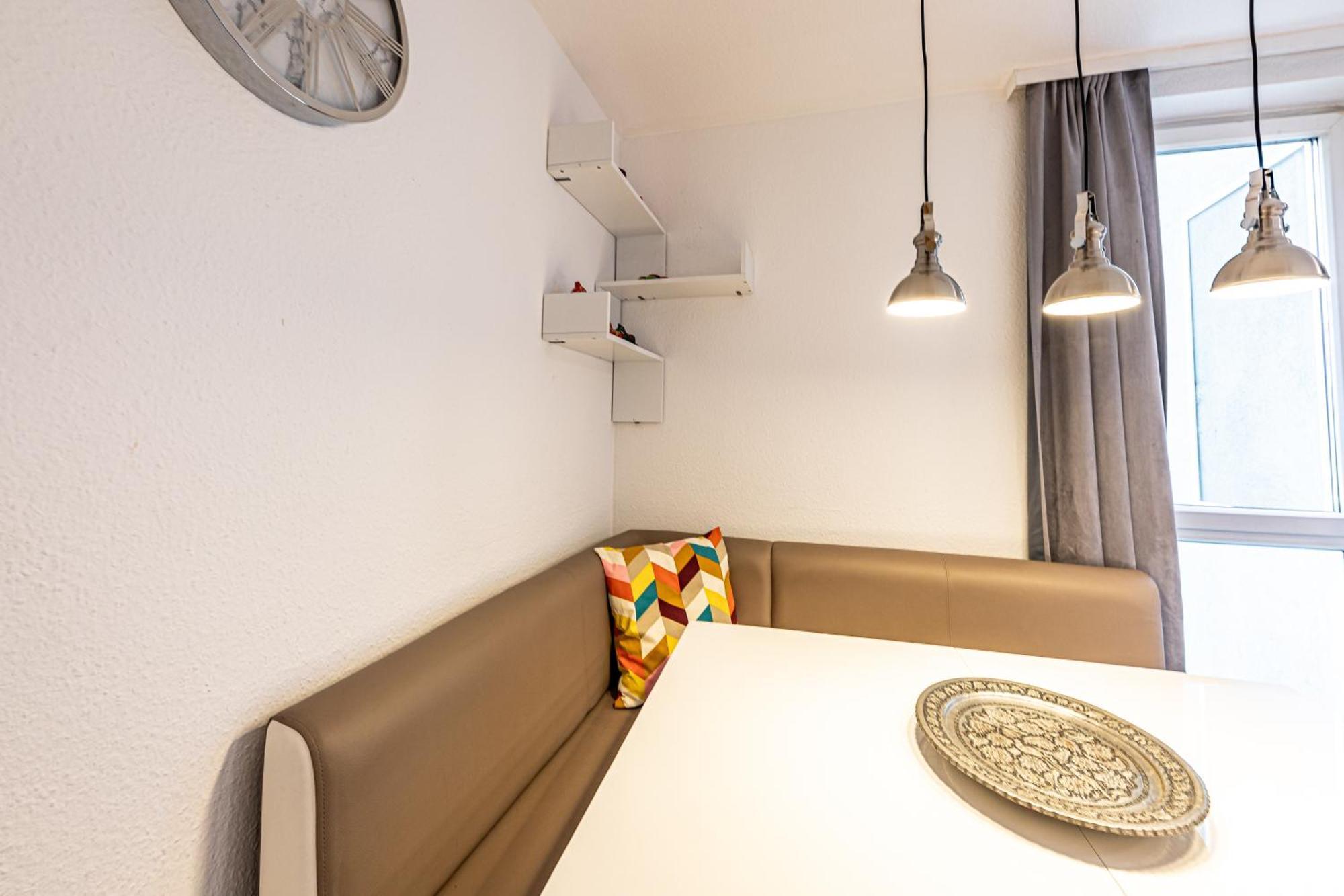 Calm & Connected By Jr Apartment *