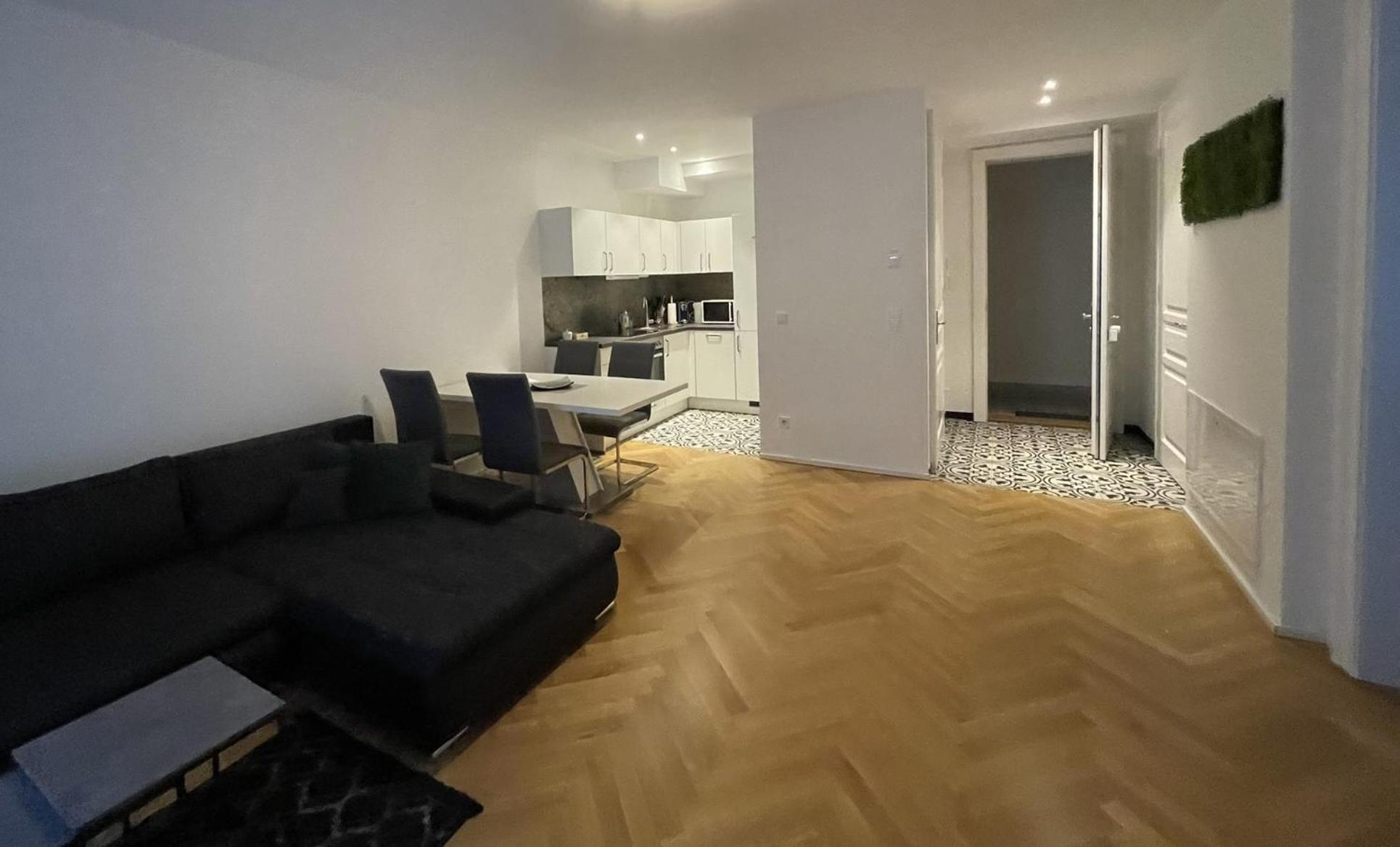 Apartment 1st La Opera Suites *