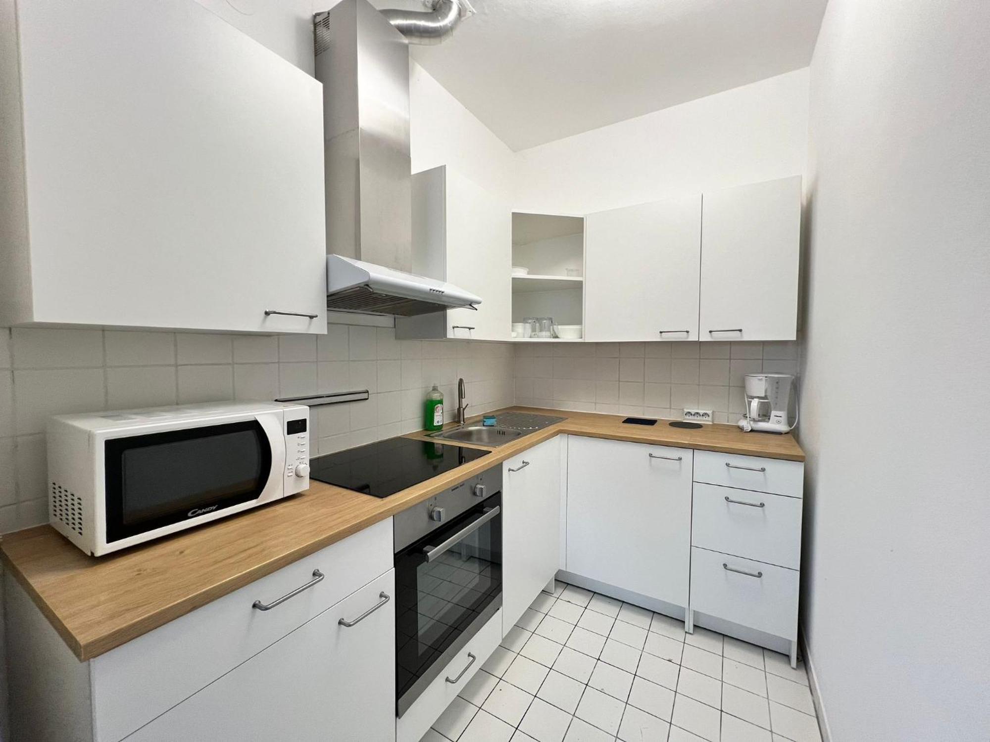 Elegant 2+ 1 Bedroom At Vienna's Vibrant 3. District *