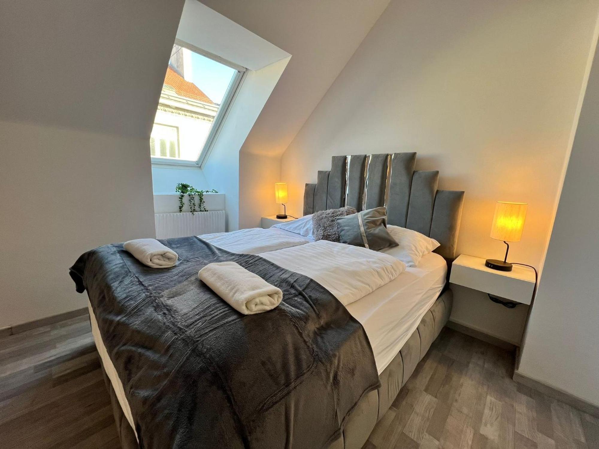 Elegant 2+ 1 Bedroom At Vienna's Vibrant 3. District *