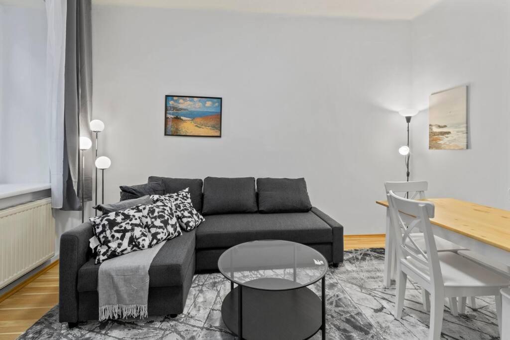 Apartment Modern Close To Center - 2br *