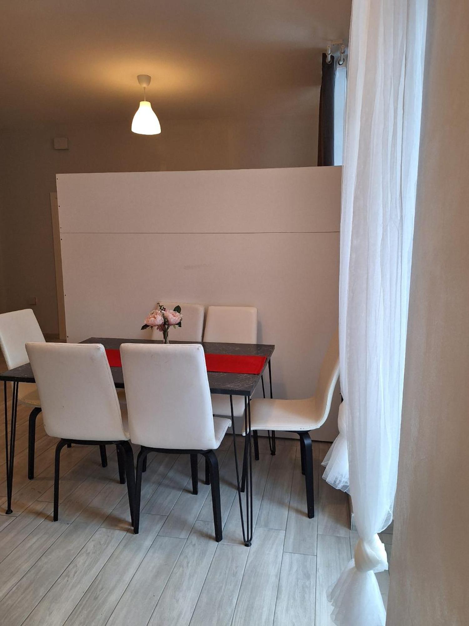 Betariel'com Donau Zentrum Apartment *