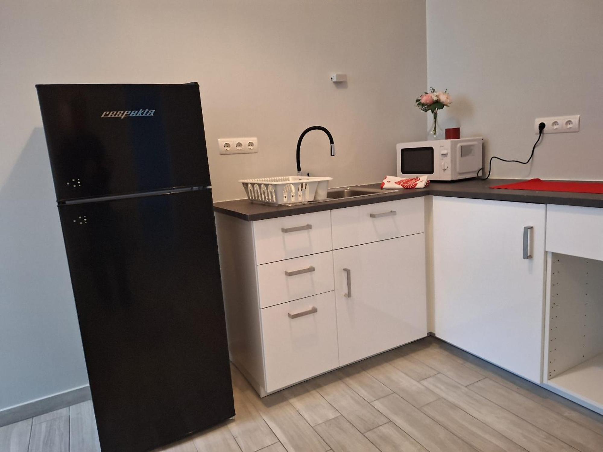 Betariel'com Donau Zentrum Apartment *