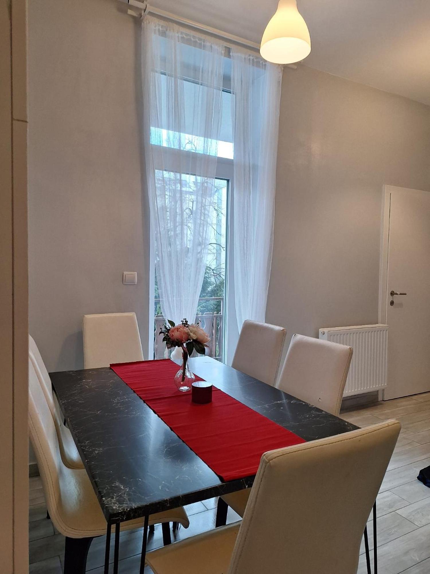 Betariel'com Donau Zentrum Apartment *