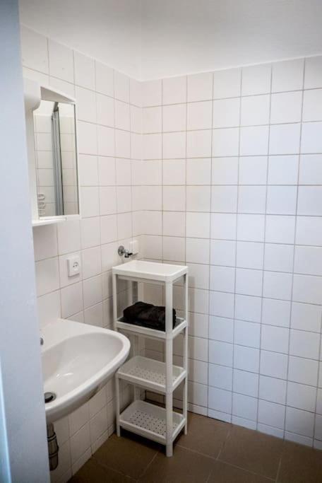 Apartment Quiet - *