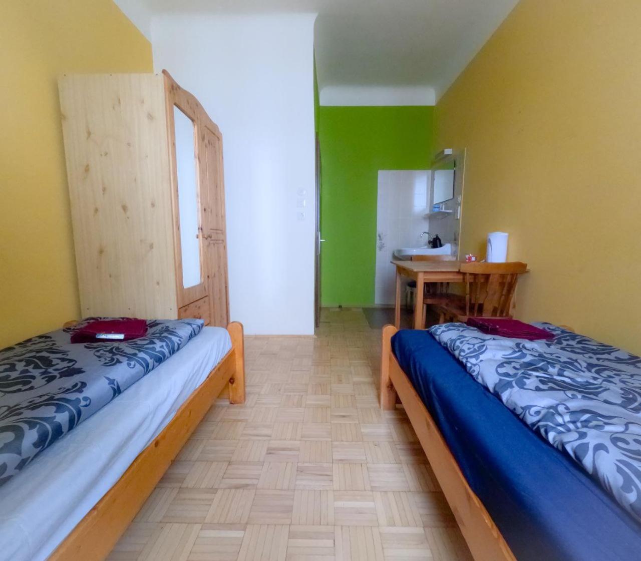 Homestay Cozy - U3 Hutteldorferstrasse *