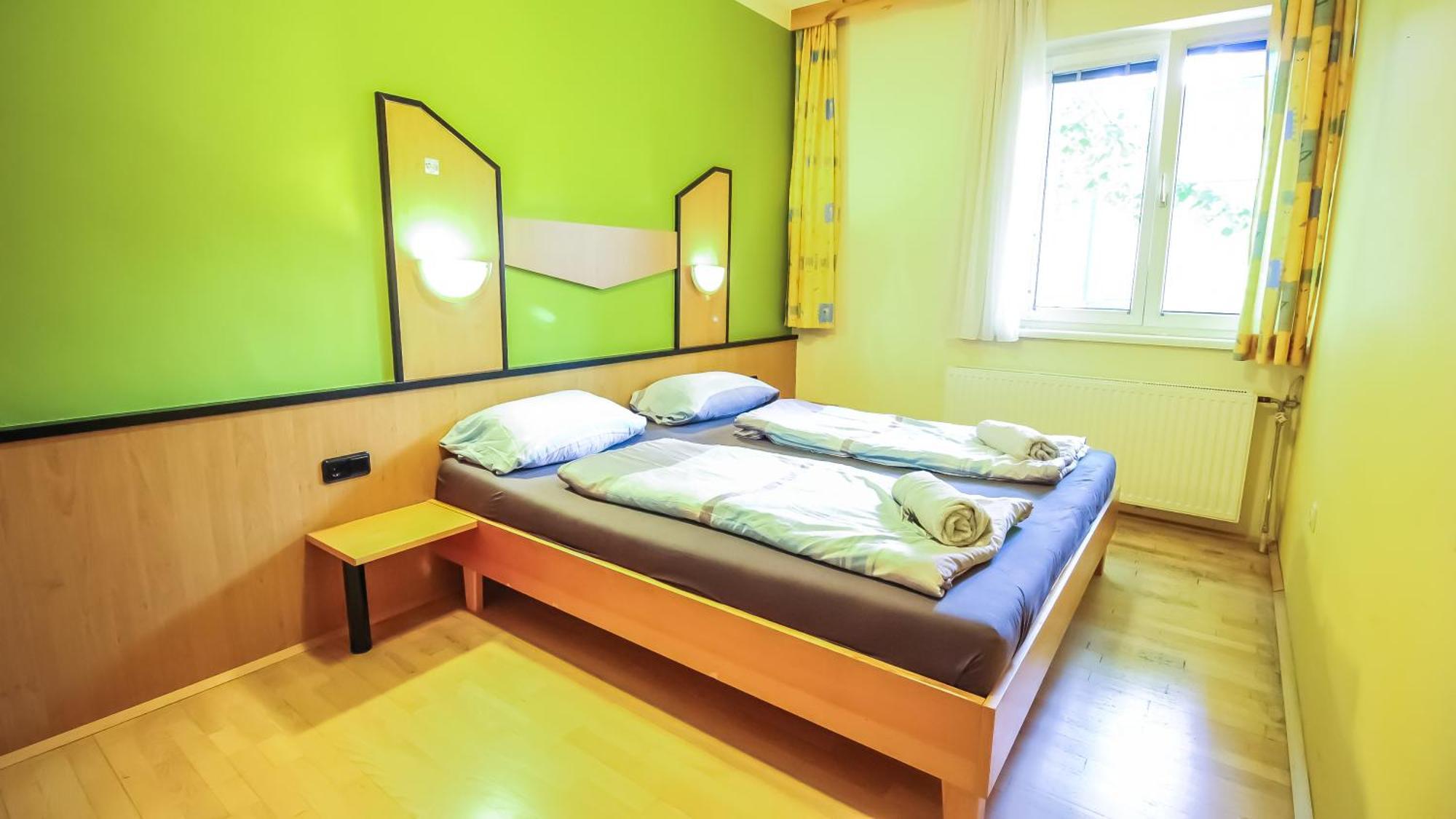 Cozy - U3 Hutteldorferstrasse *