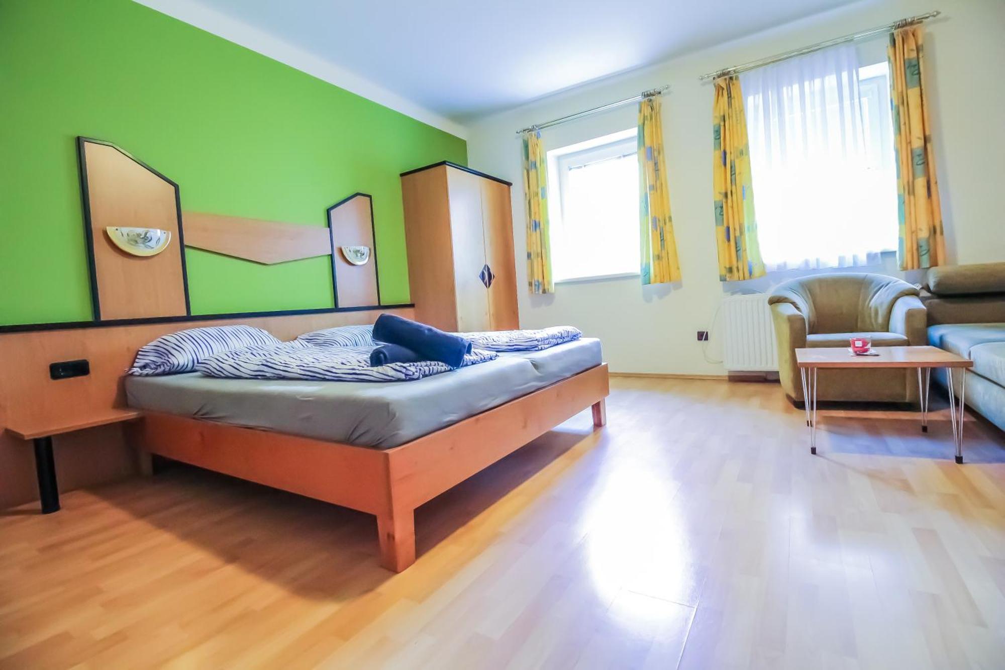 Cozy - U3 Hutteldorferstrasse *