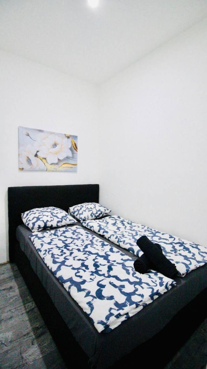 Family In Akh Area Apartment Wien