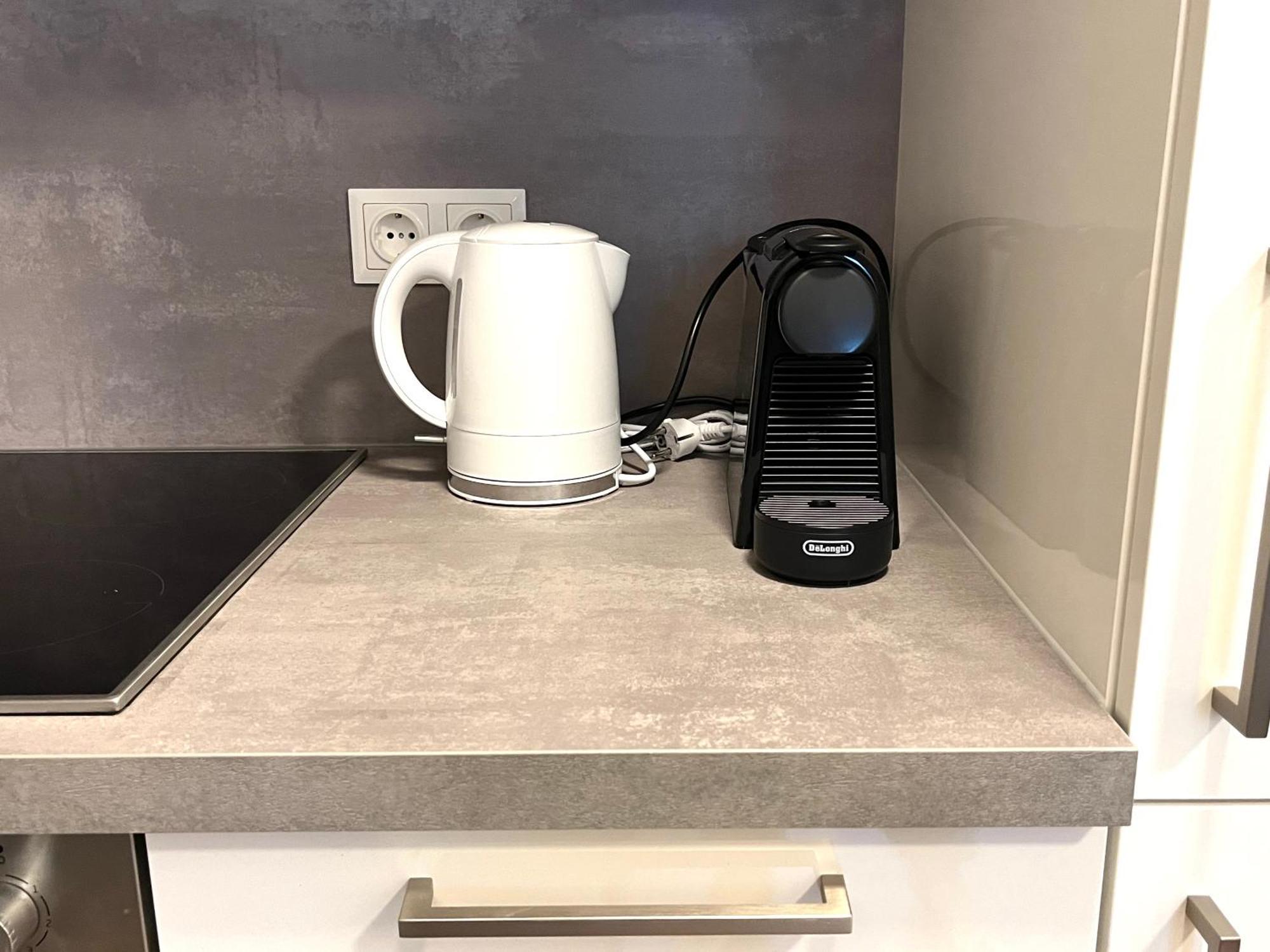 Apartment Free Parking / Brandnew With Air Condition And Balcony