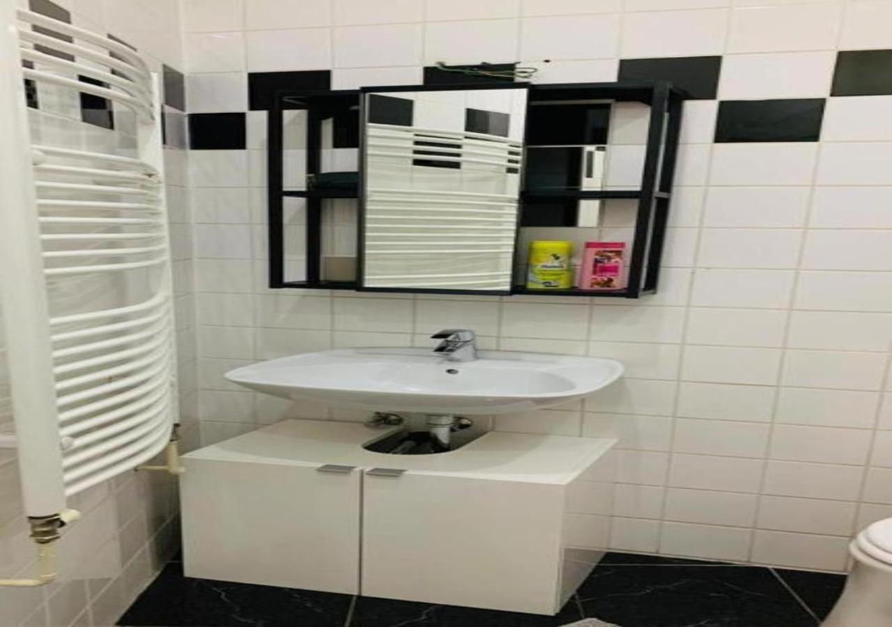 Apartment Stylish Loft, 3 Min To U4 Margaretenguertel Vienna