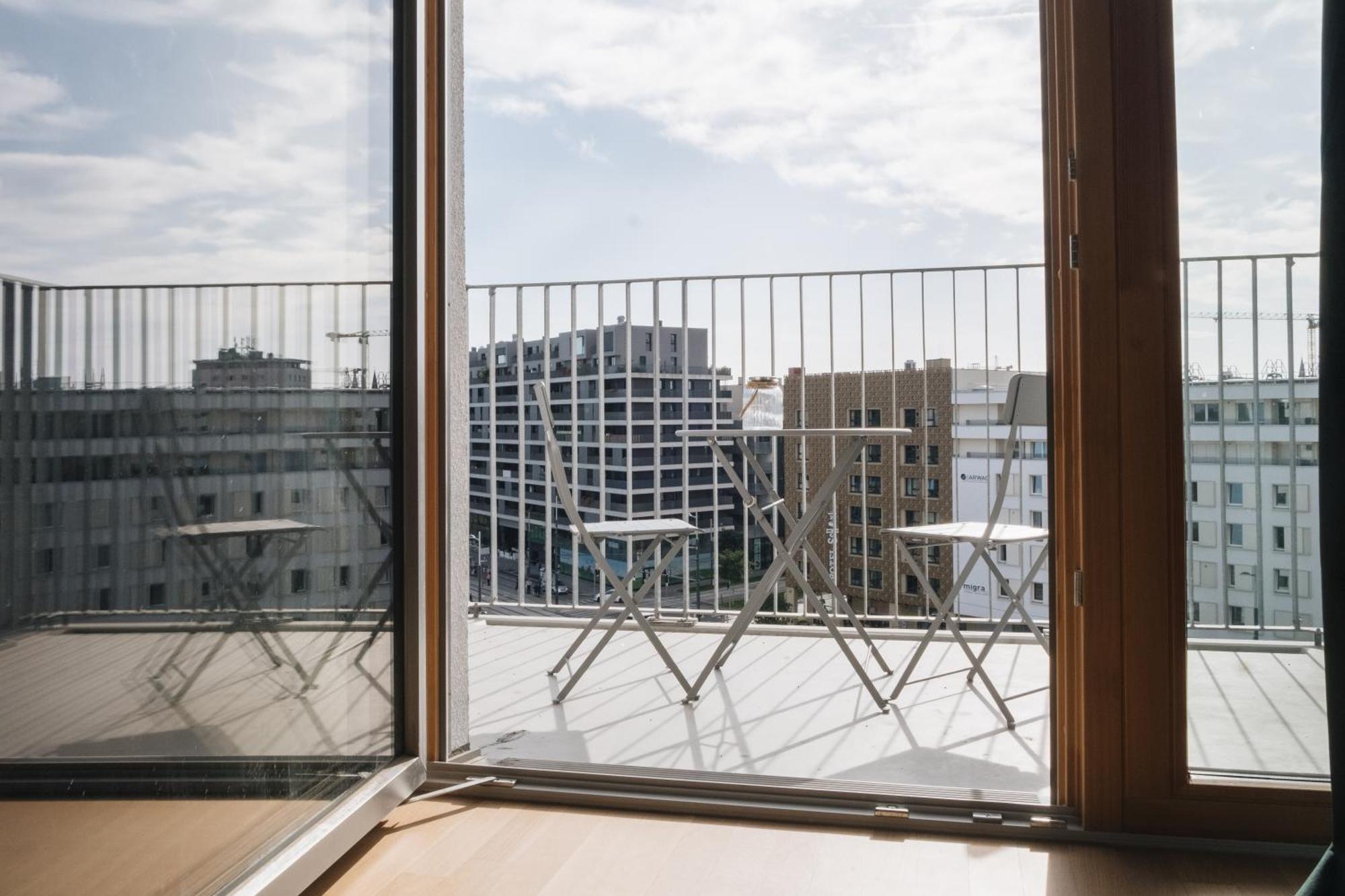 Decorous Cozy View Apartment