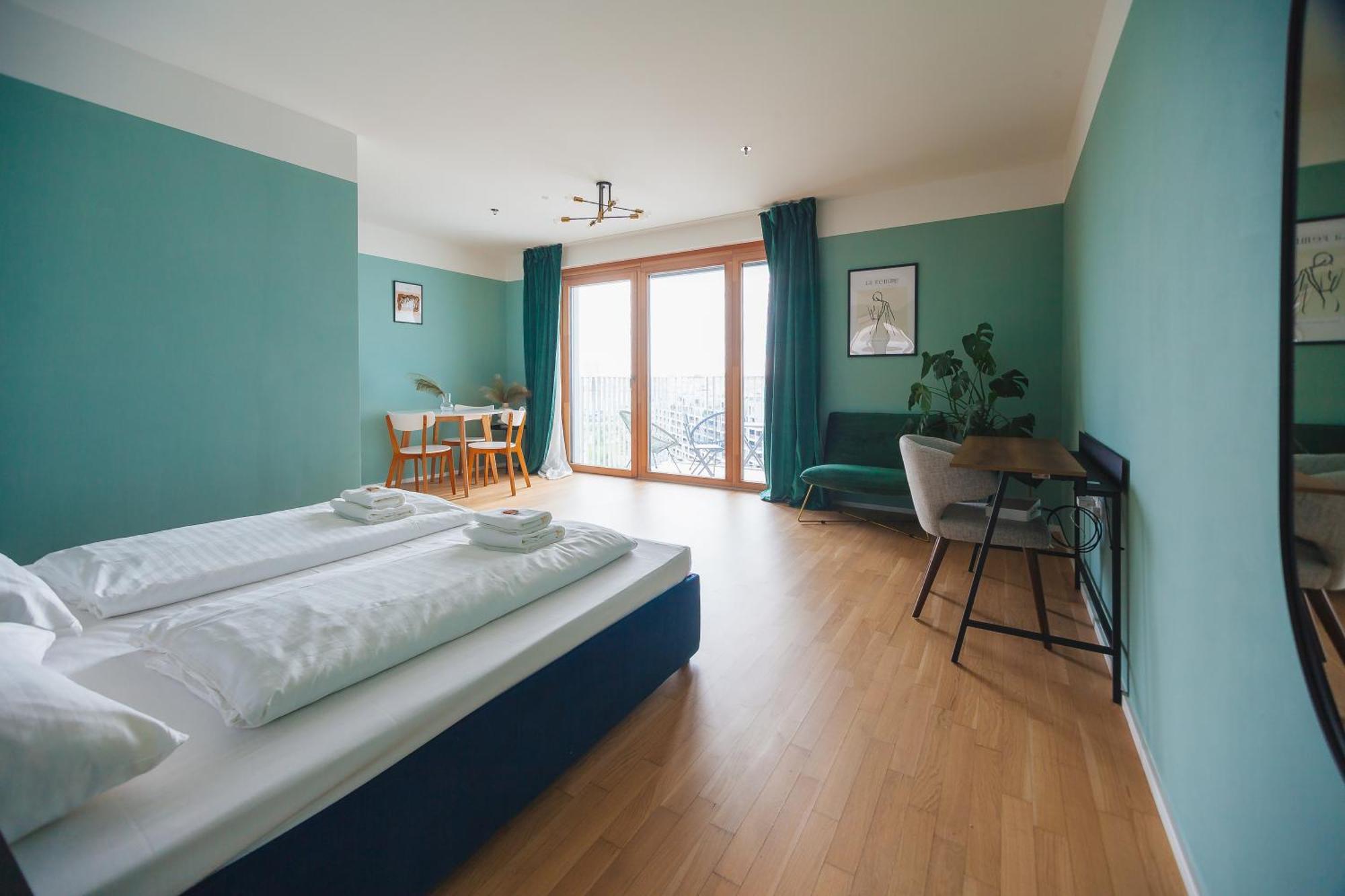 Apartment Decorous Cozy View