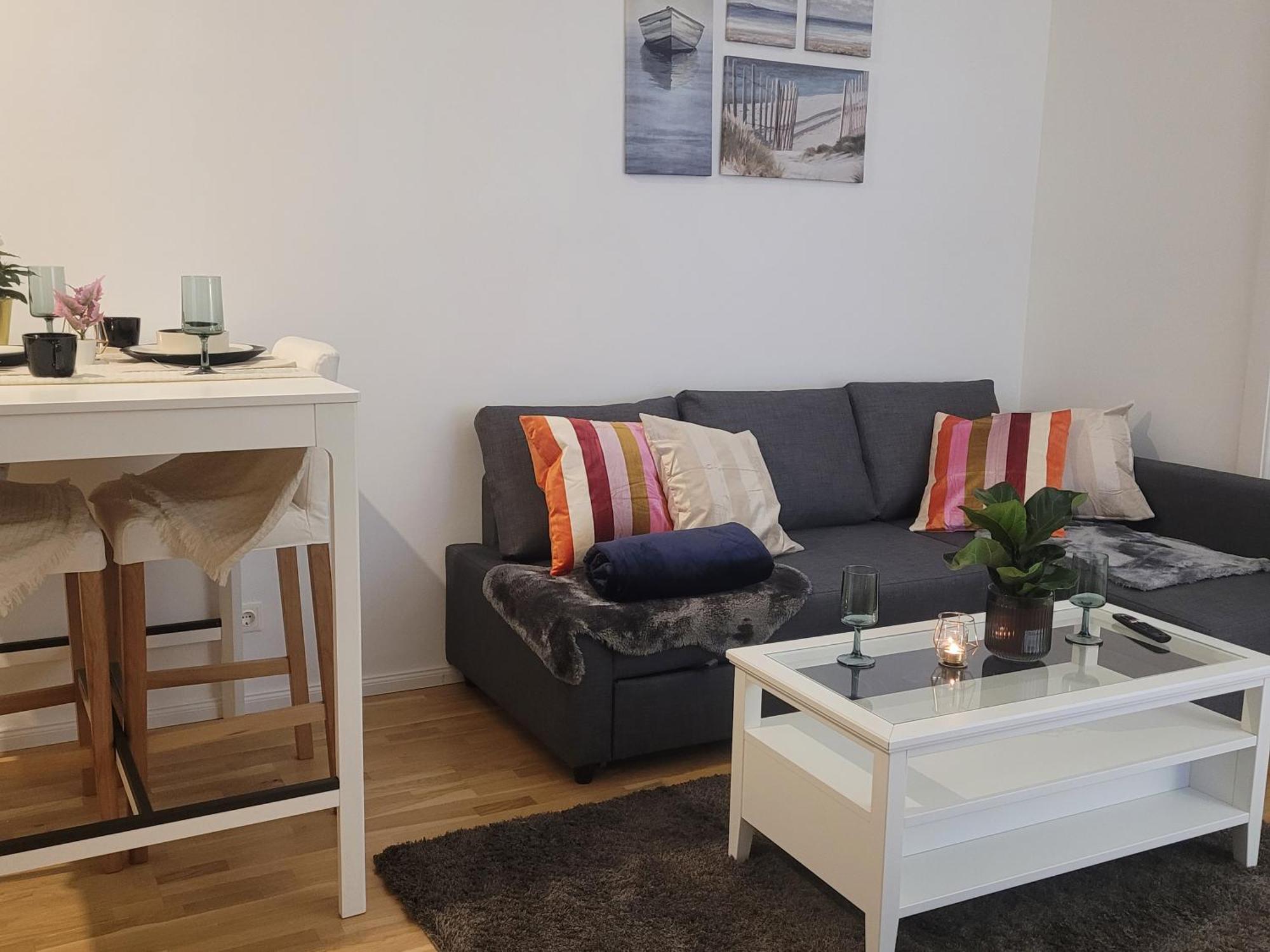 Boutique 2-room