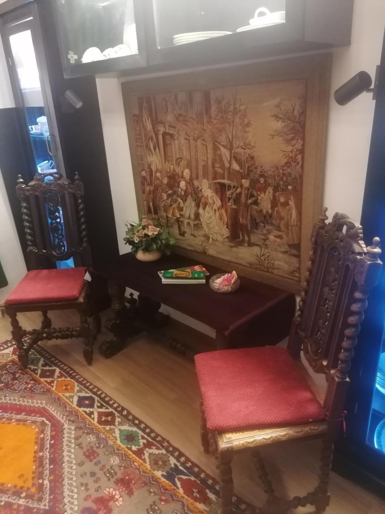 Luxury Near Castle Guest house