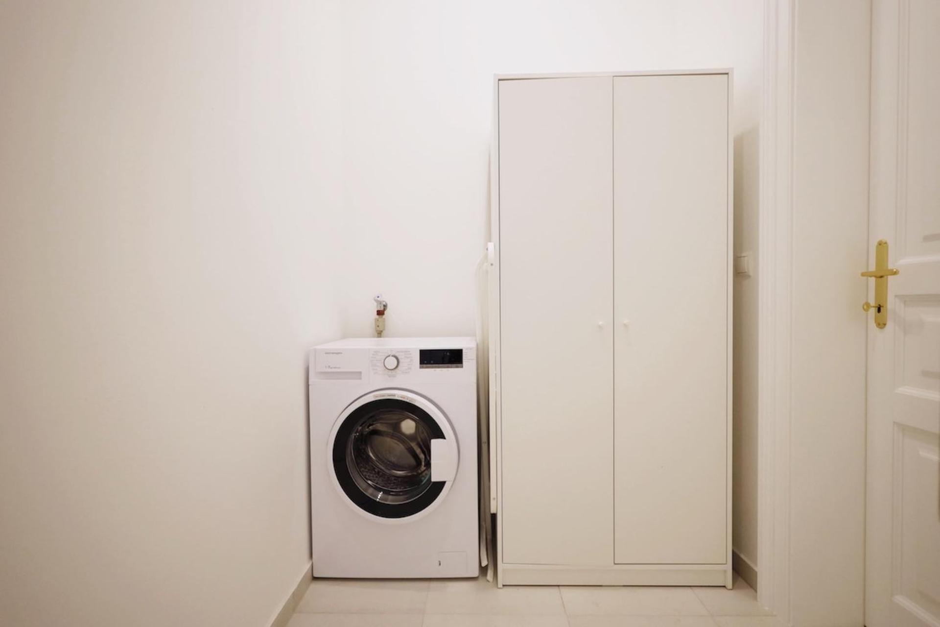 Heymi Zentagasse Apartment Vienna