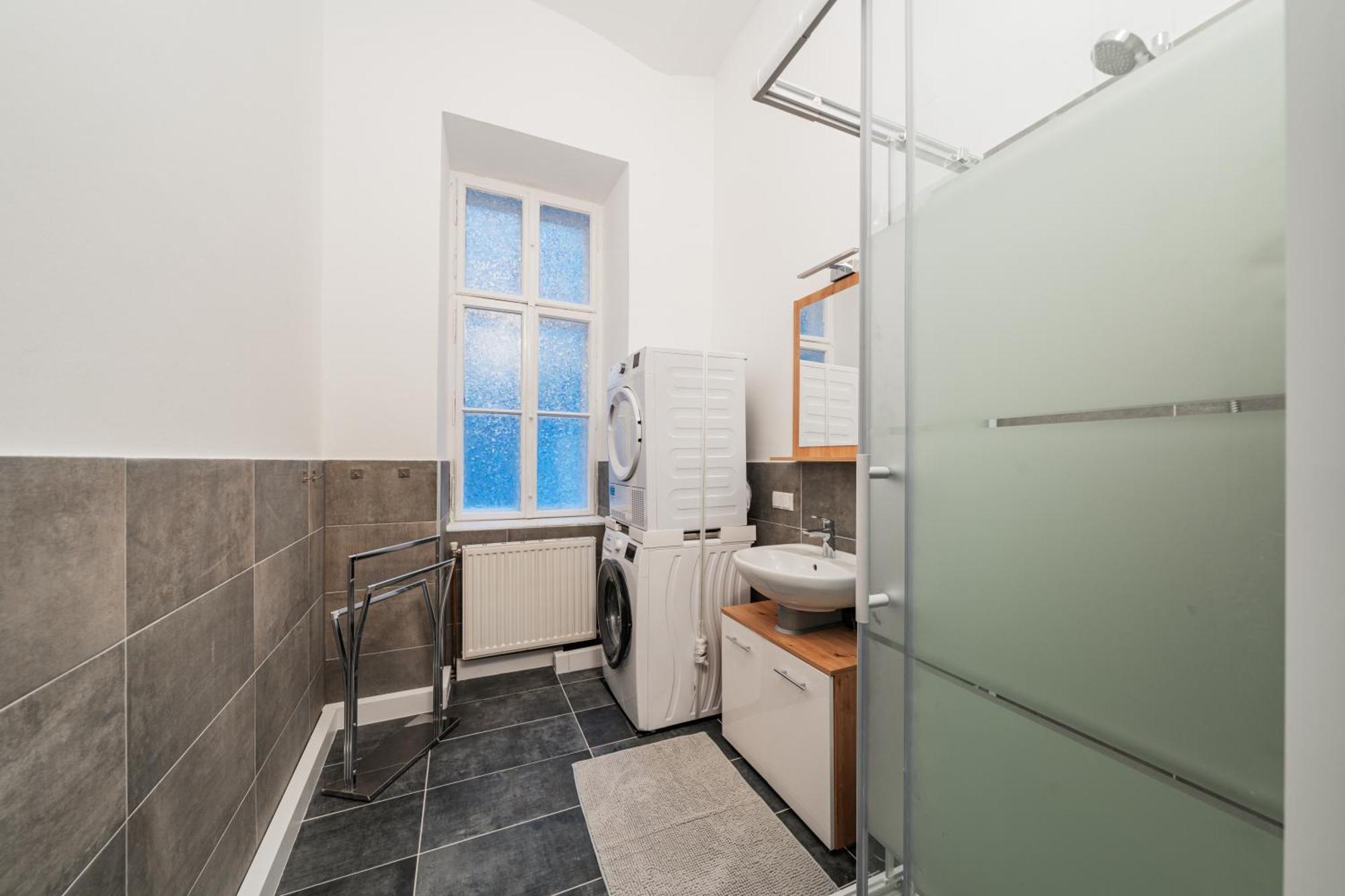 3 Bedrooms - 74sqm - 10 Min. Inner * Wien