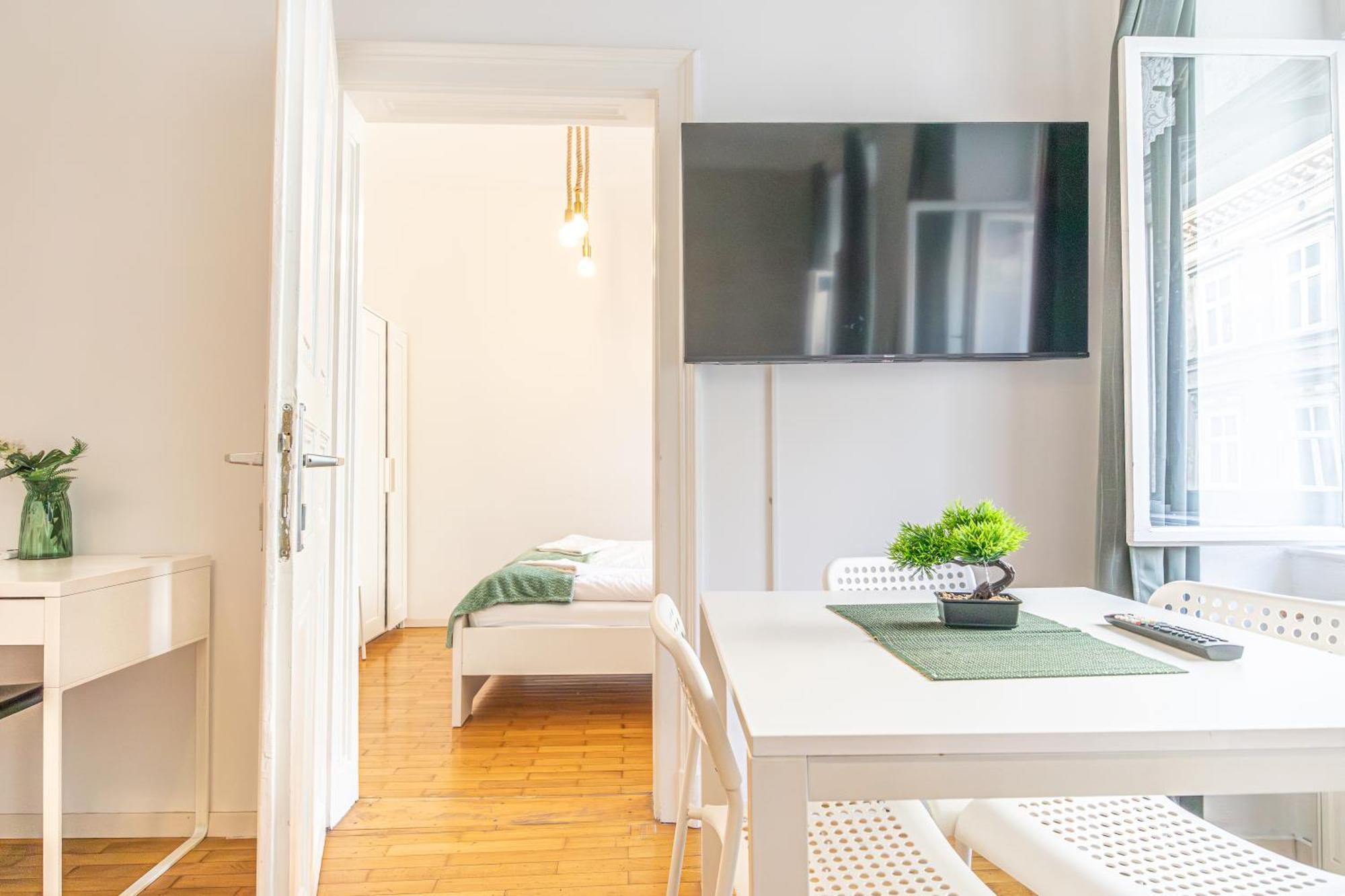 Friendly 2br Apt- Near Rennweg & Belvedere Palace *