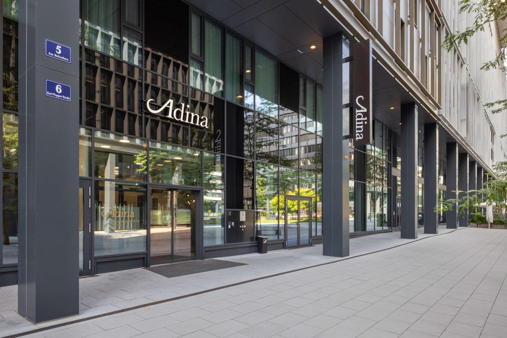 Adina Serviced Aparthotel 4*