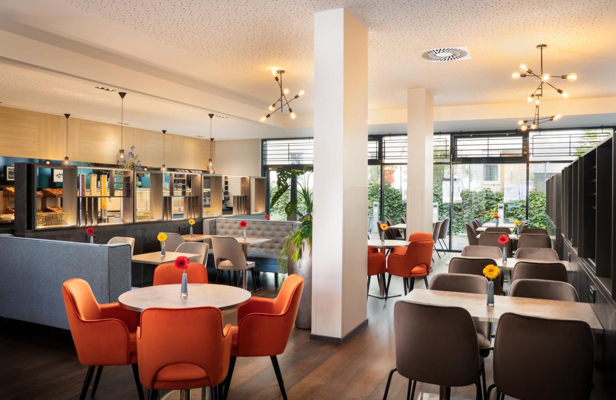 Leonardo Hauptbahnhof Hotel 4*
