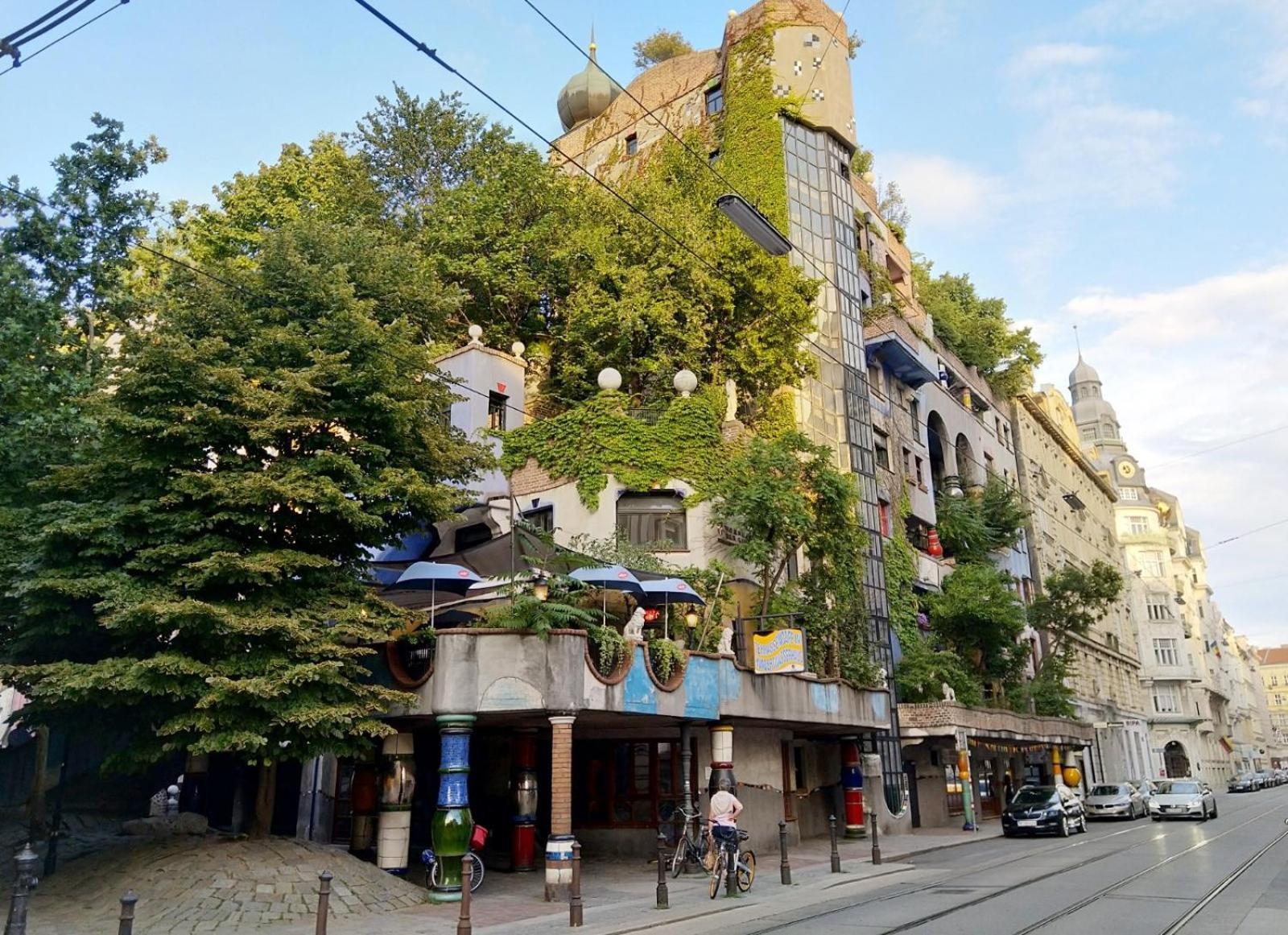 Lovely Modern Historical 1-bedroom * Vienna