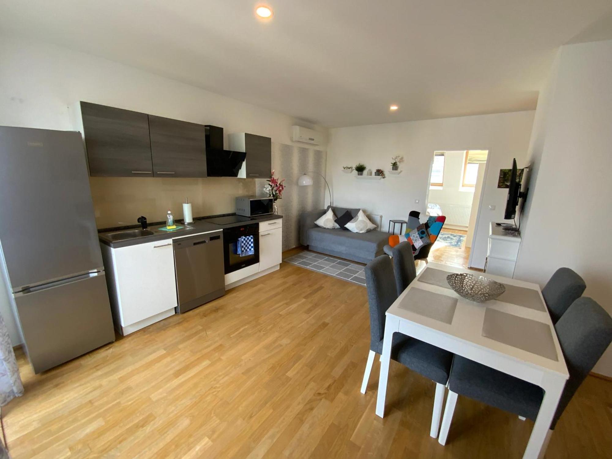 Apartment Stadtparadies L Dg5'14 *
