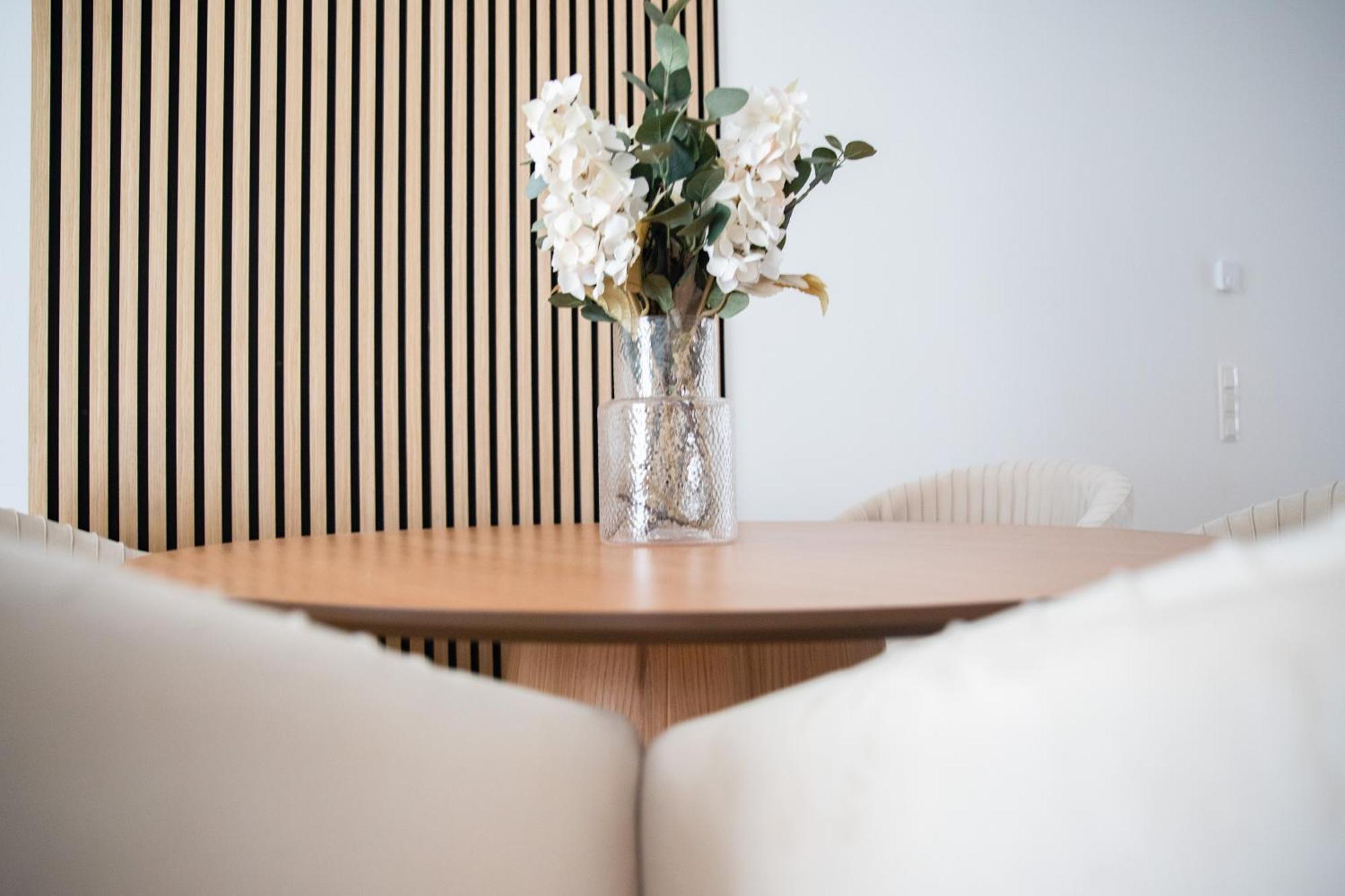 Stylish - 3 Min To U1 Kagraner Platz Apartment Vienna