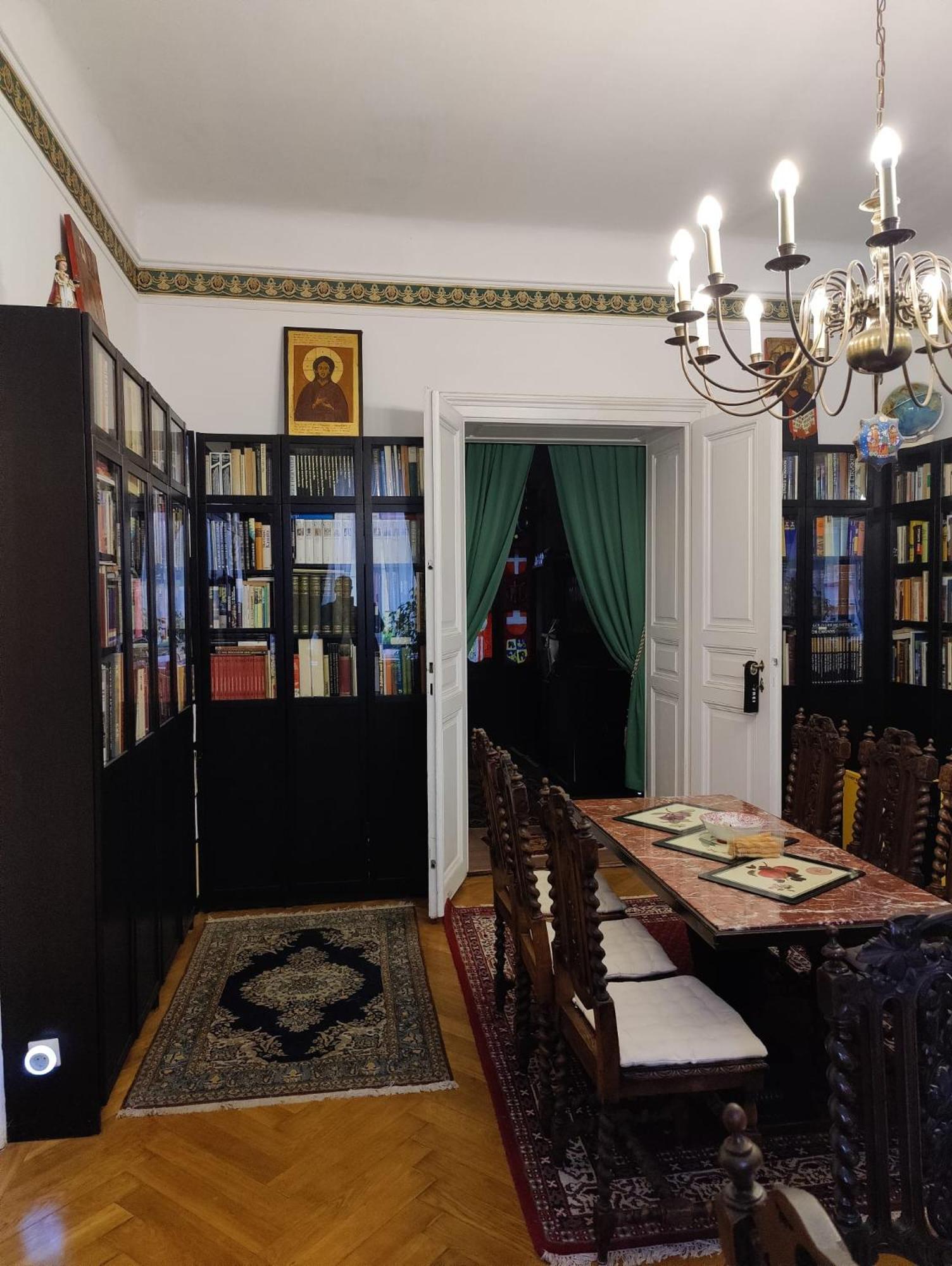 Luxury Near Castle Vienna
