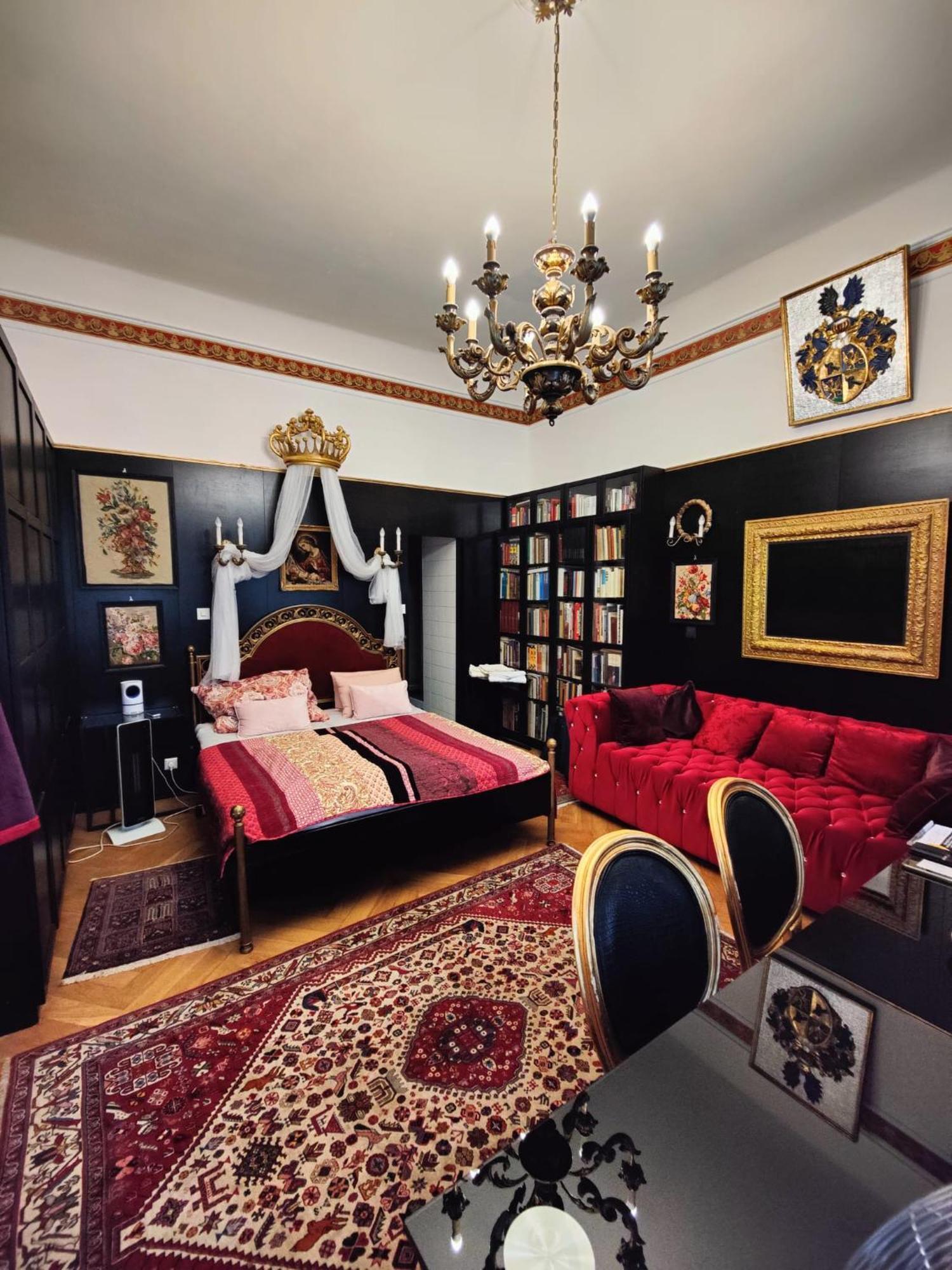 Luxury Near Castle