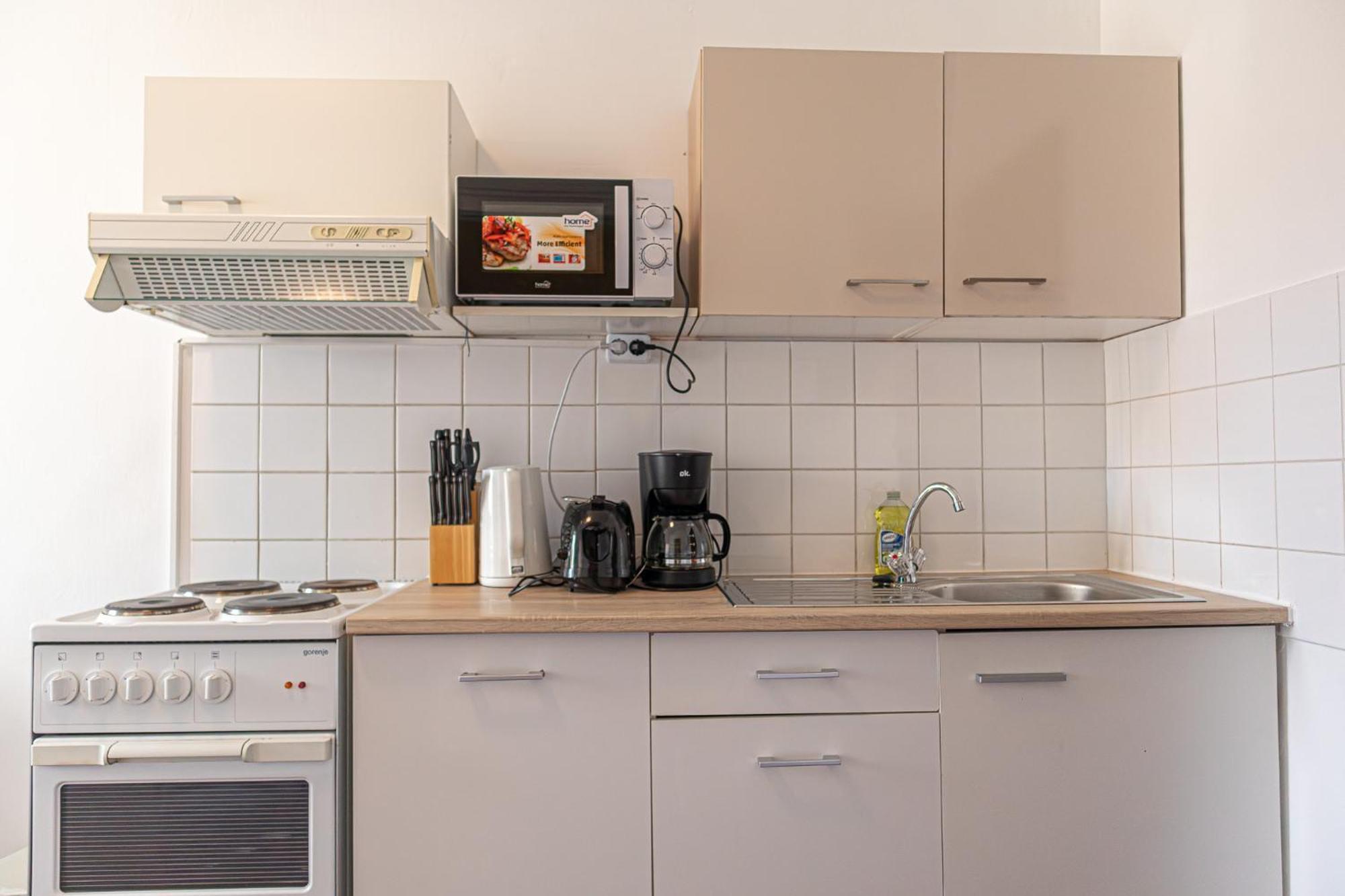 Stylish & Comfortable Apt. Centrally Placed Viena