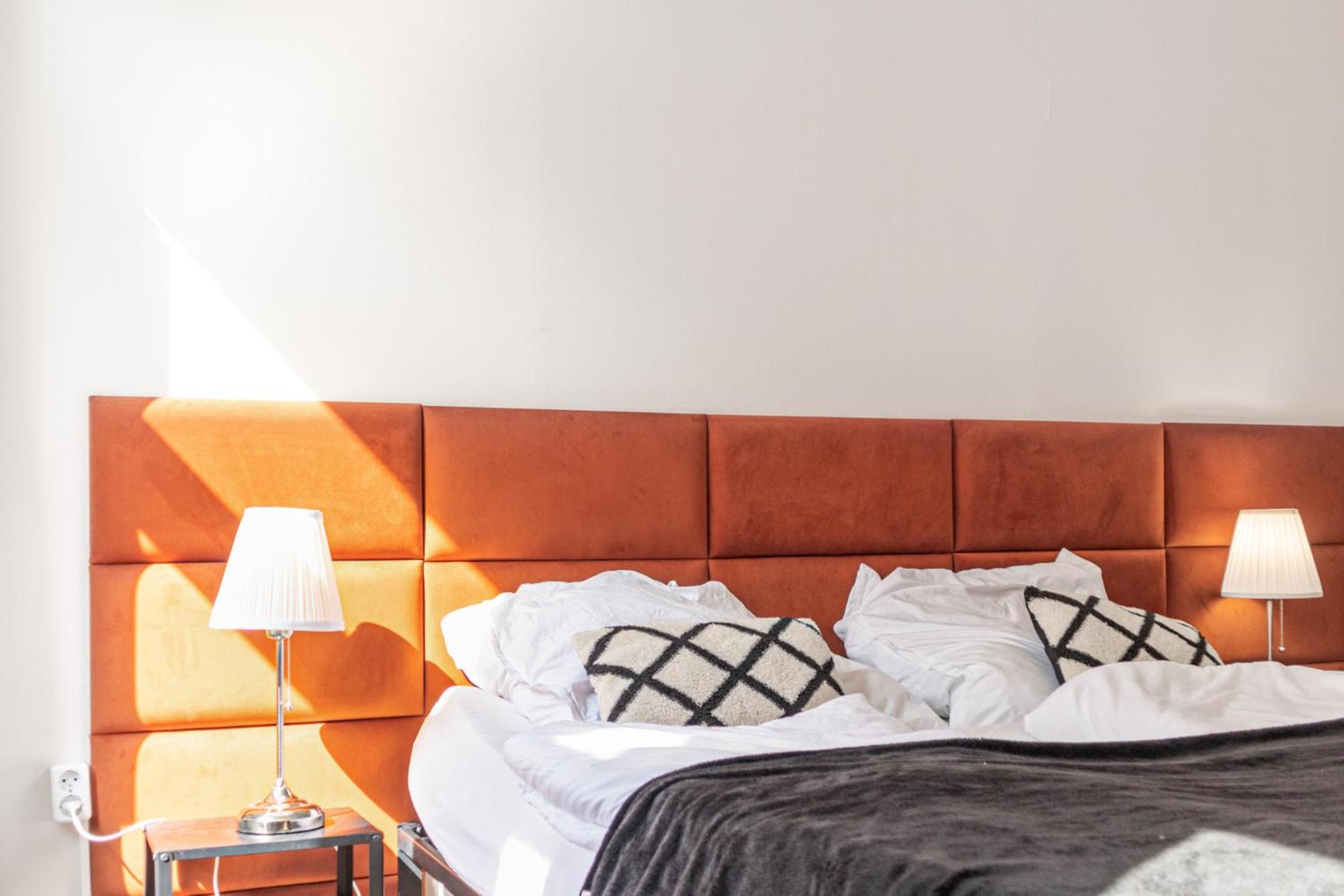 Welcoming Budget 1br Apt. With Best Location Apartment *