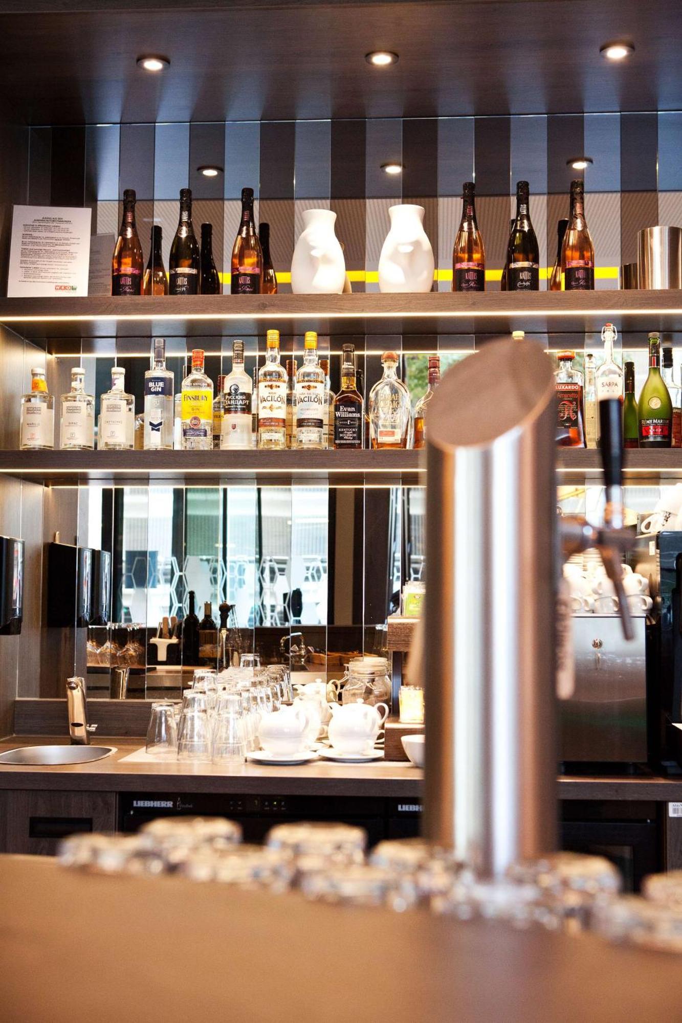 Hotel Hampton By Hilton Messe 3*