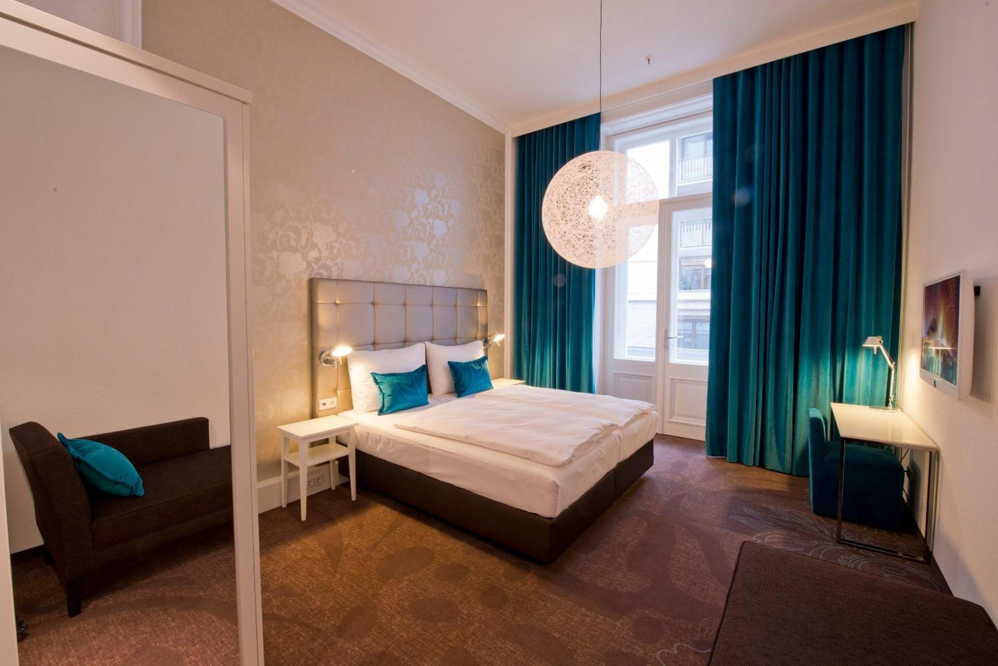 One Wien-staatsoper 3*
