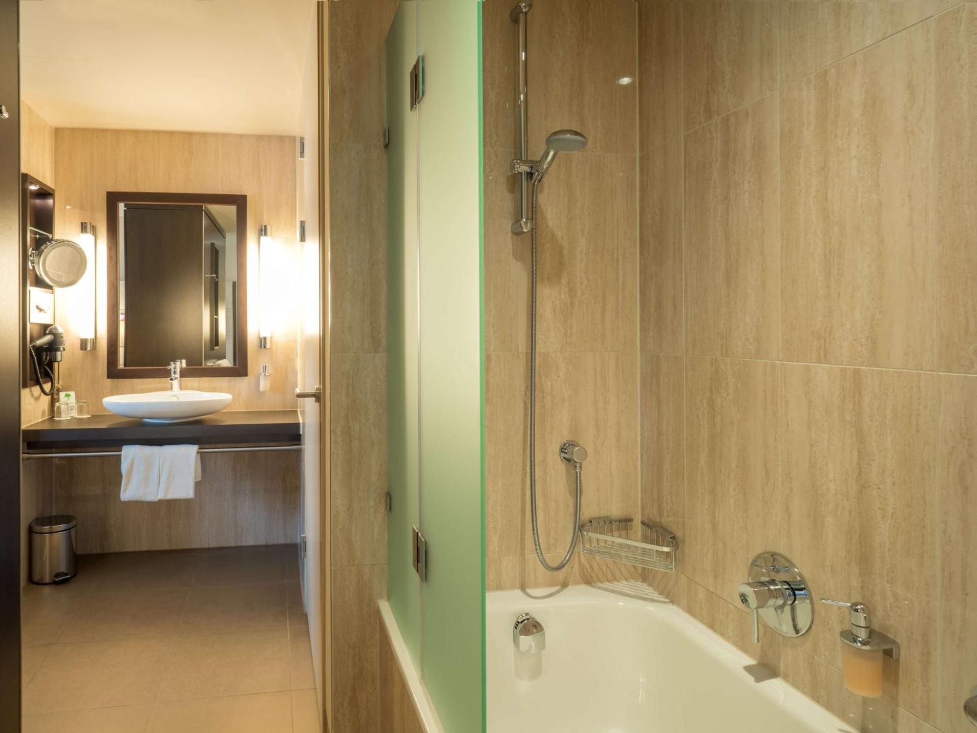 Hotel Lindner Am Belvedere, Part Of Jdv By Hyatt 4*