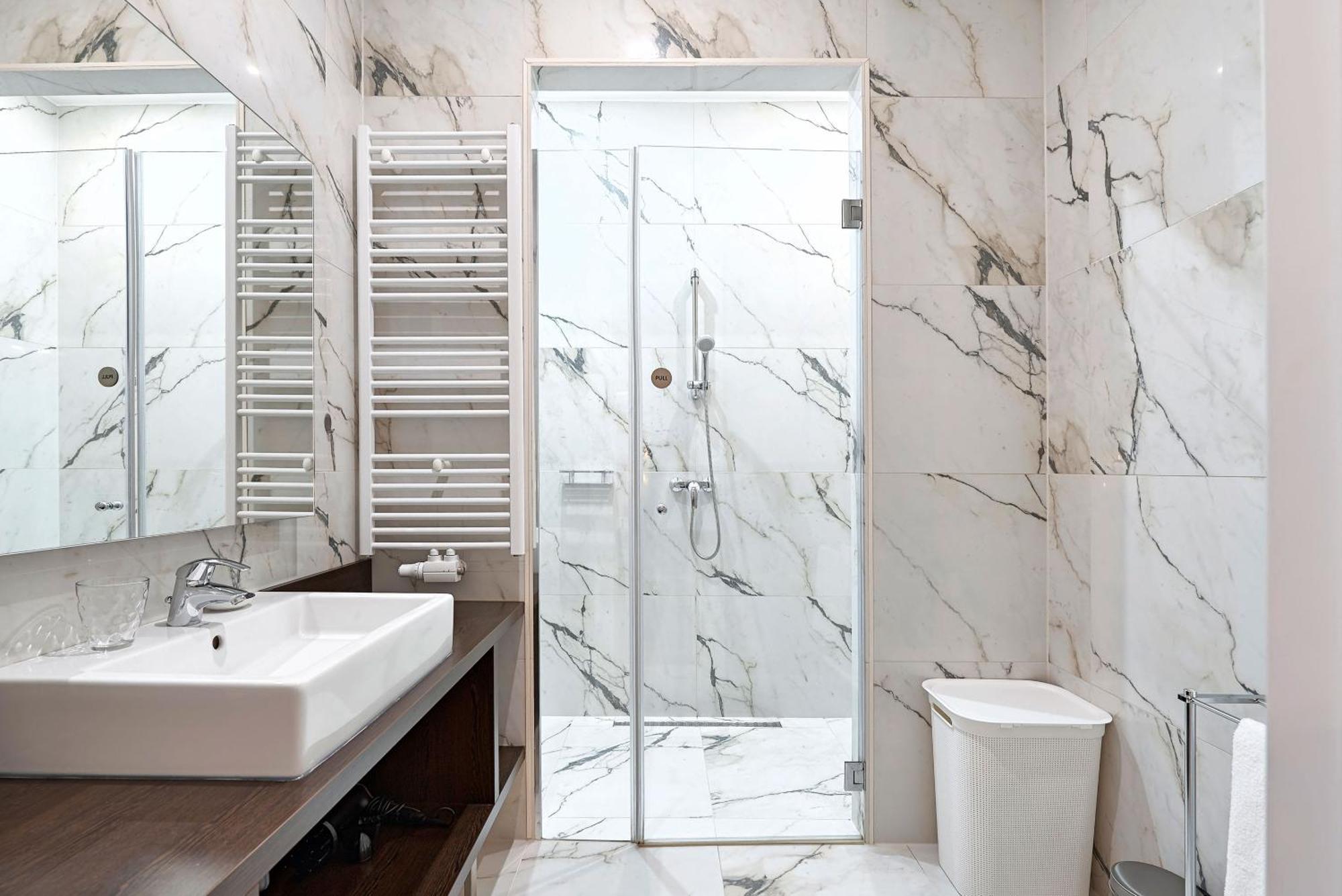 Garnisongasse - Luxurious Close To The Centre Apartment Vienna