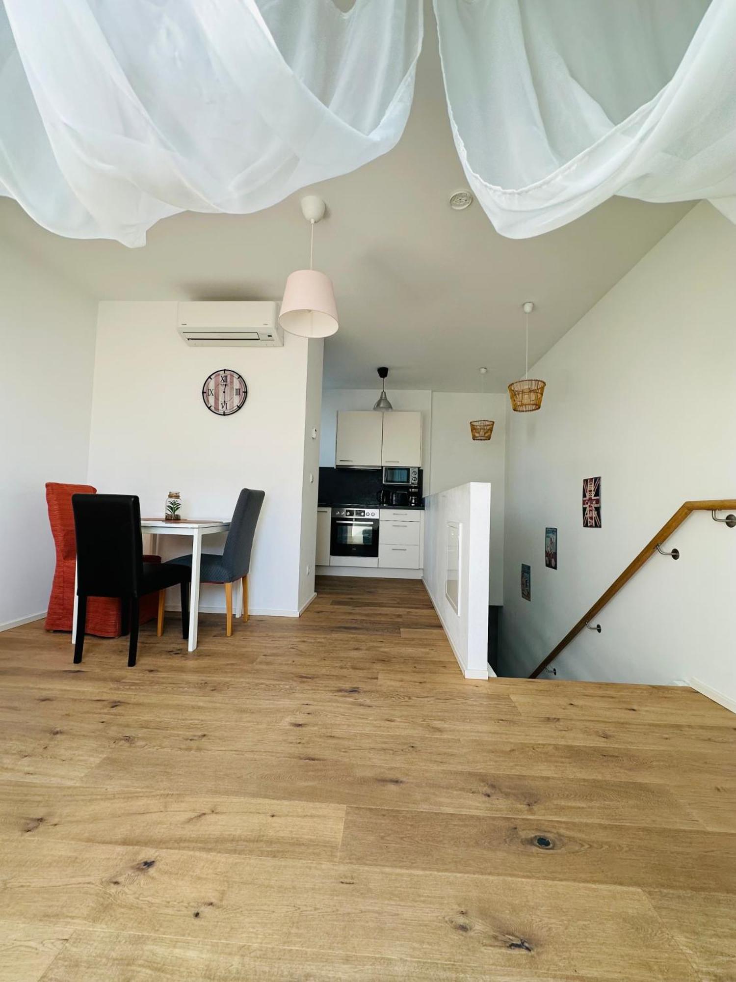 Double Floor Apartment *