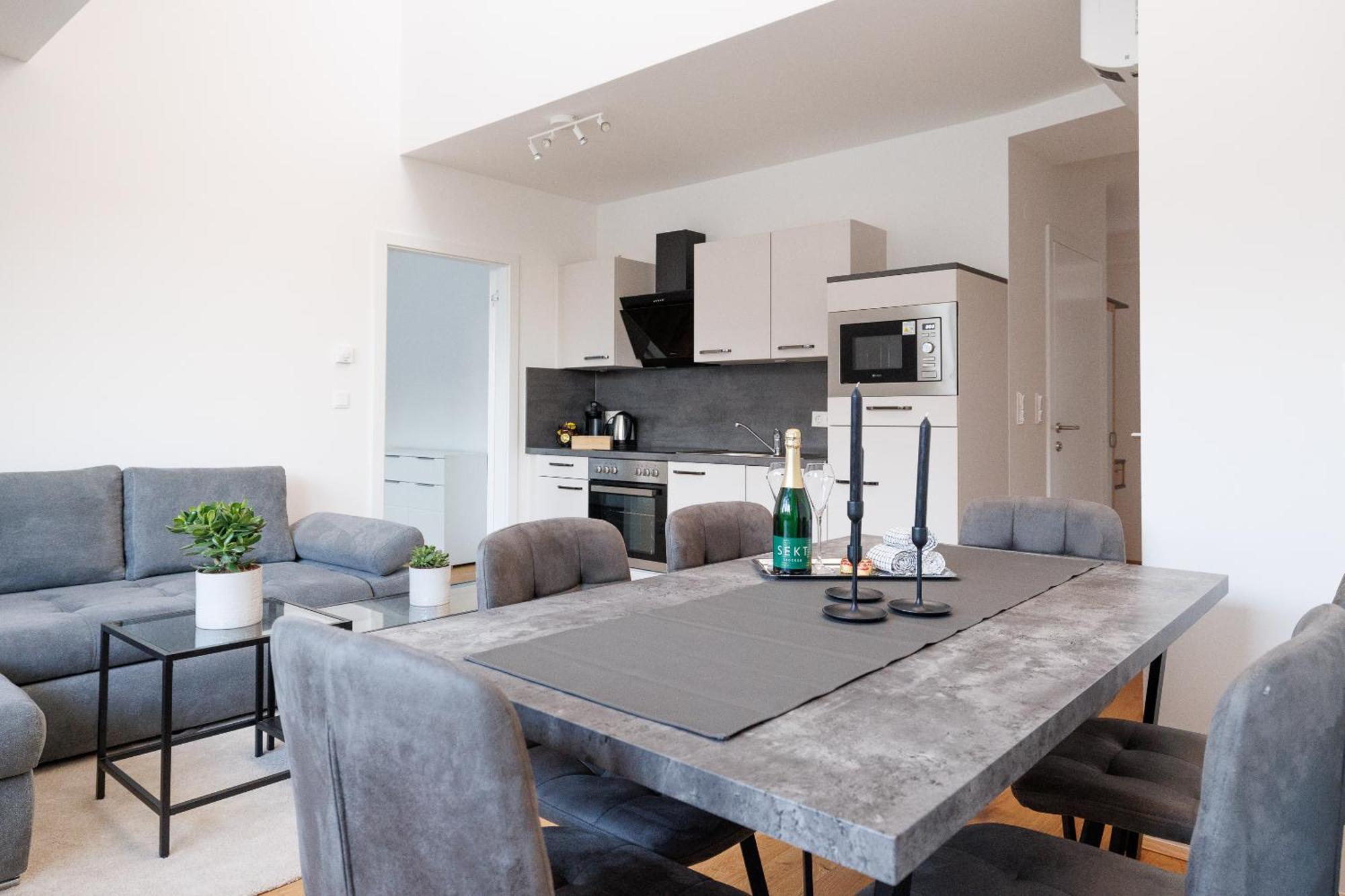 Symphony 41 - Modern Loft With Terrace And Grill In Location