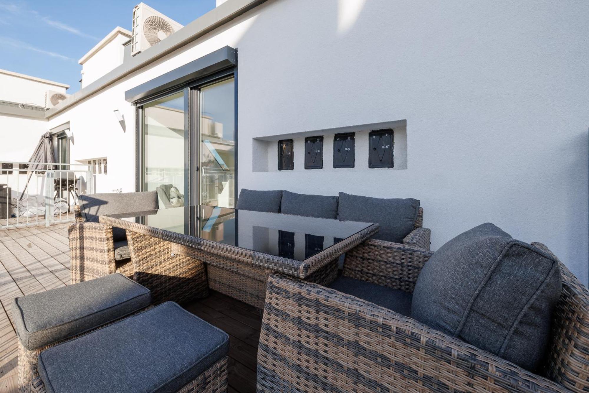 Apartment Symphony 41 - Modern Loft With Terrace And Grill In Location