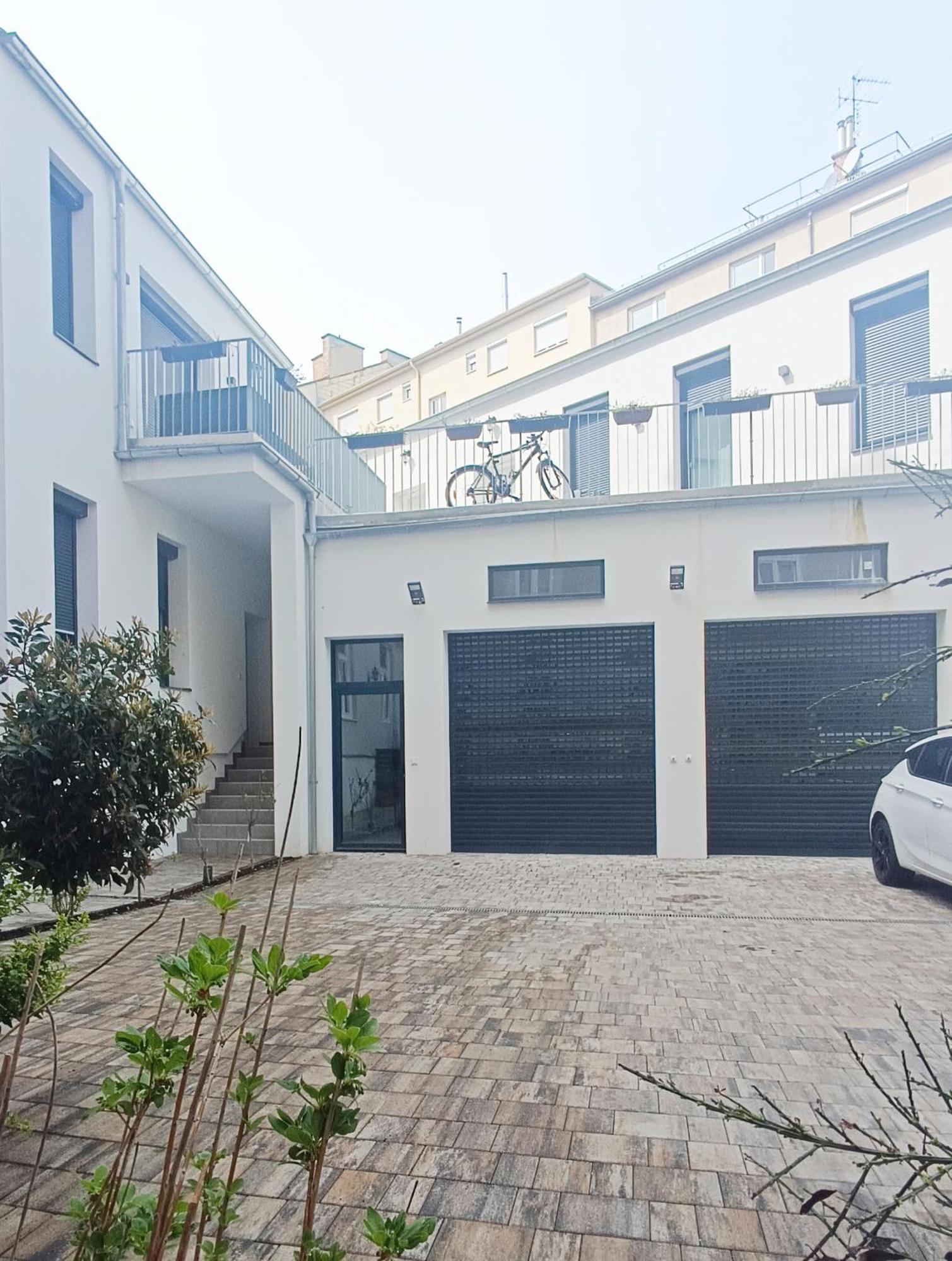 Appartamento Cozy In Location With Free Parking
