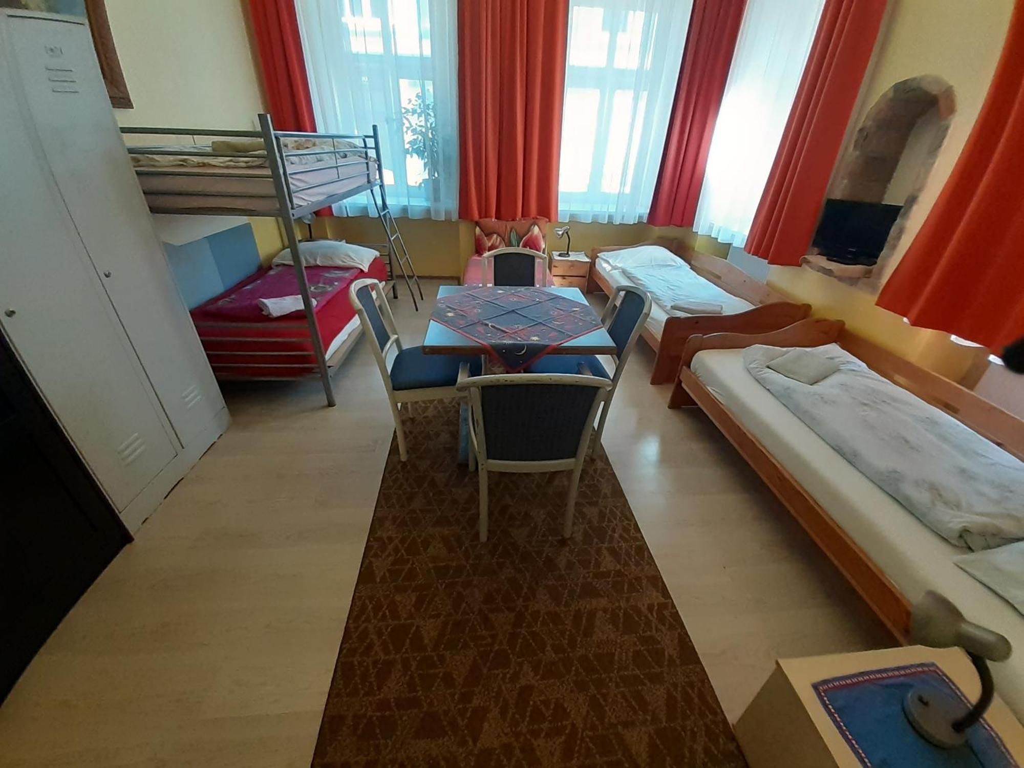 Casa de hóspedes Happyhostel Viena